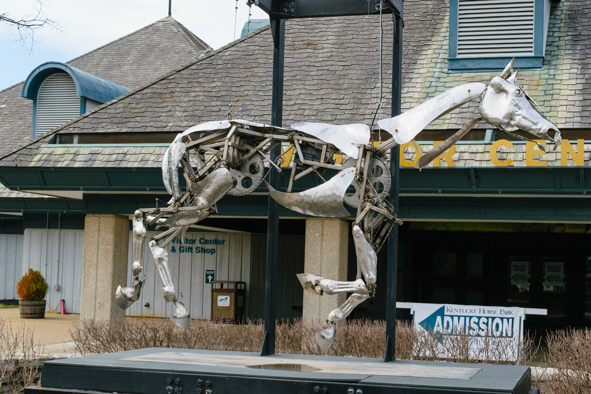 Not only is this horse a work of art, but it also moves. It seemed like quite a feat of engineering.