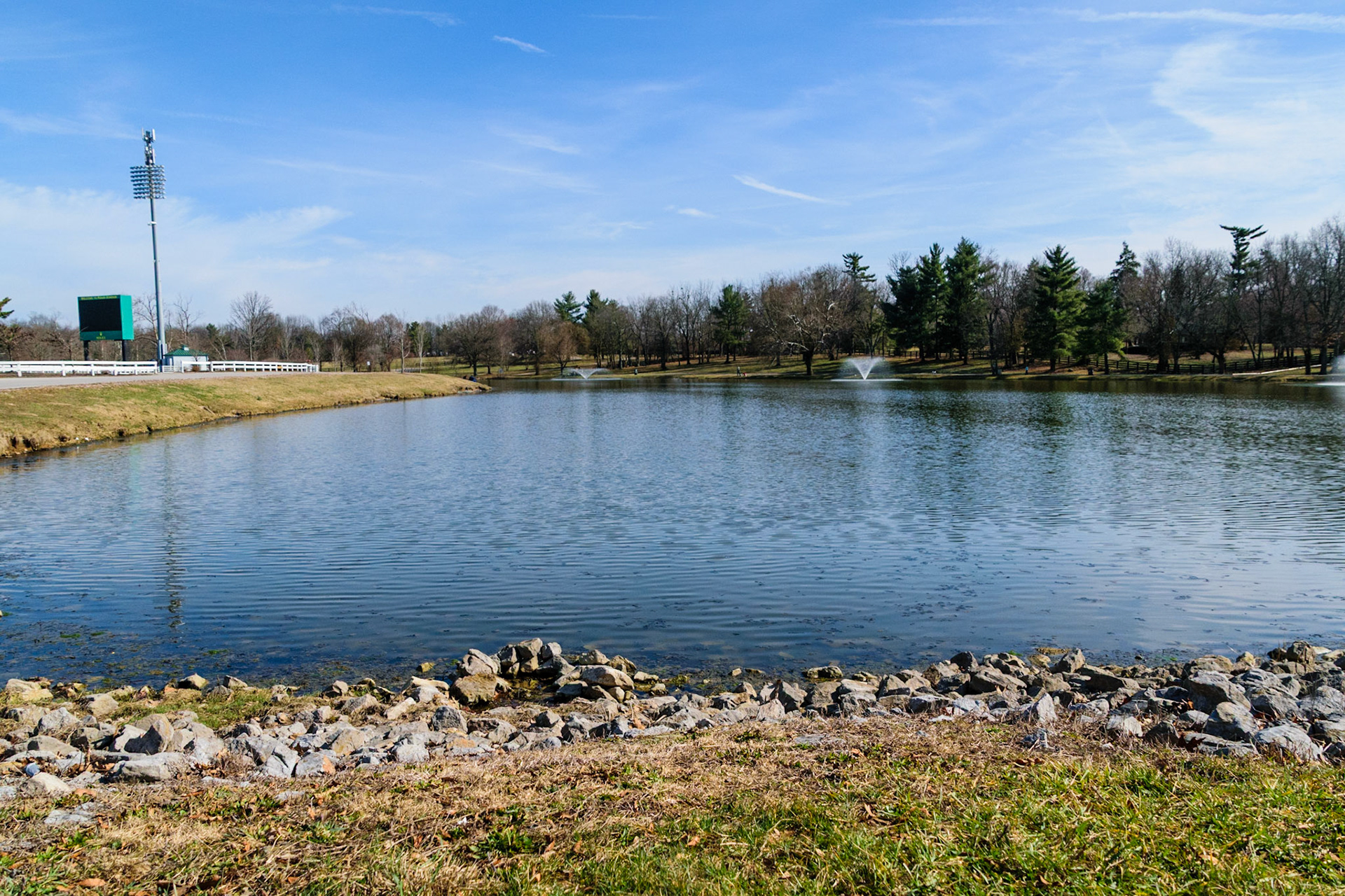The horse park also contains this large lake. I wonder if the horses are allowed to go for a dip on a hot day.