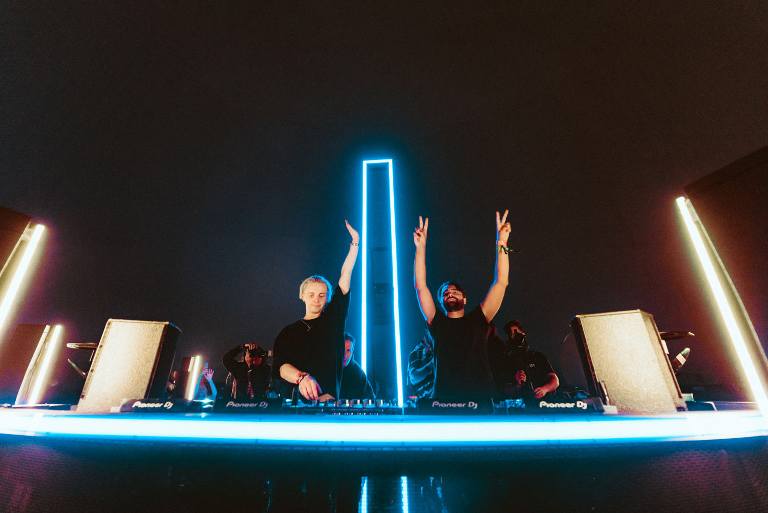 photo by Kurzsa / Danilo Lewis