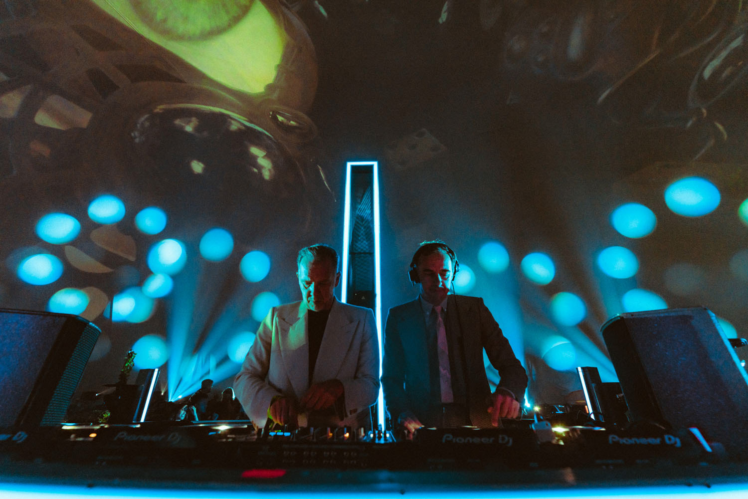 photo by Kurzsa / Danilo Lewis