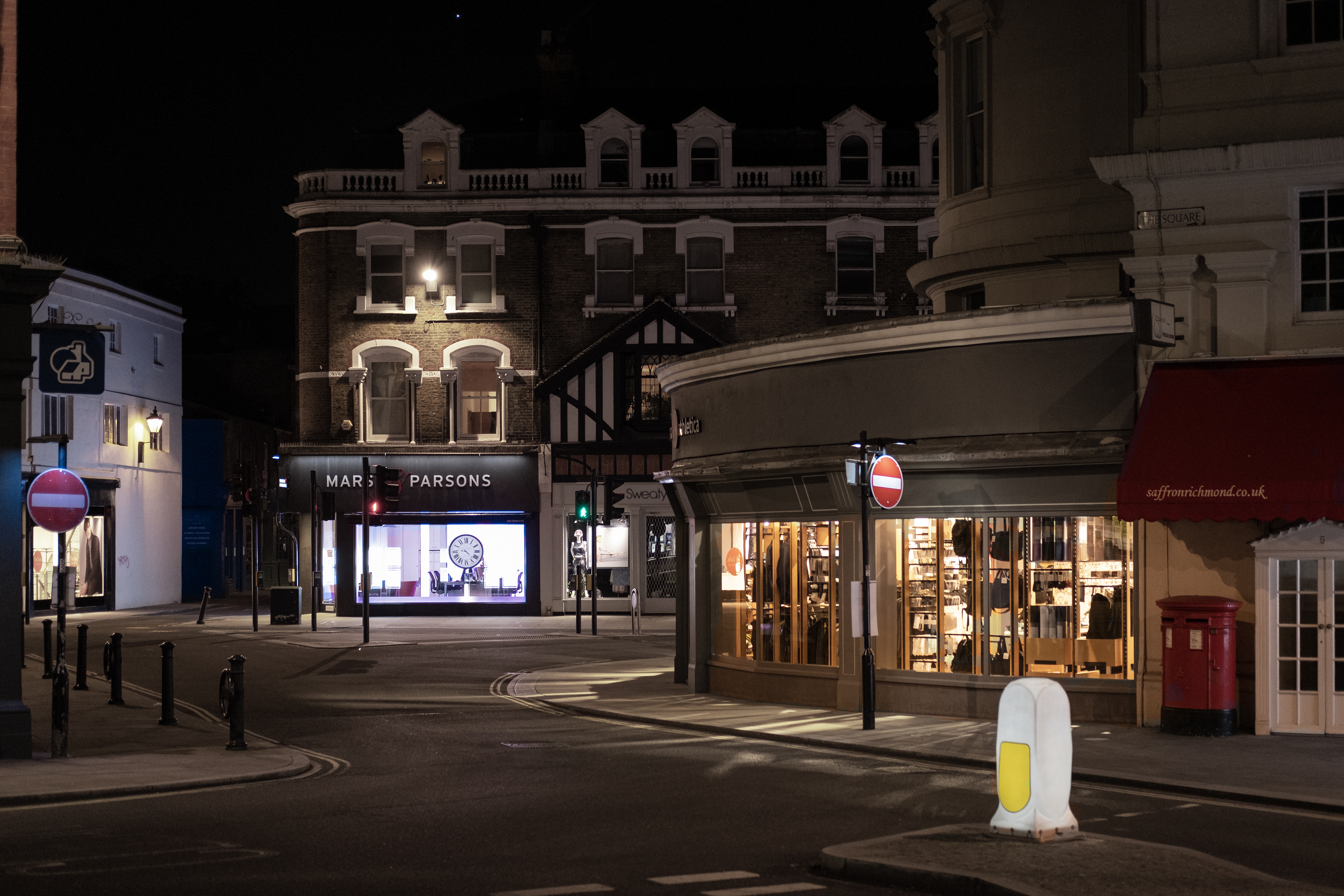 Emtpy streets of Richmond London during the night during coronavirus