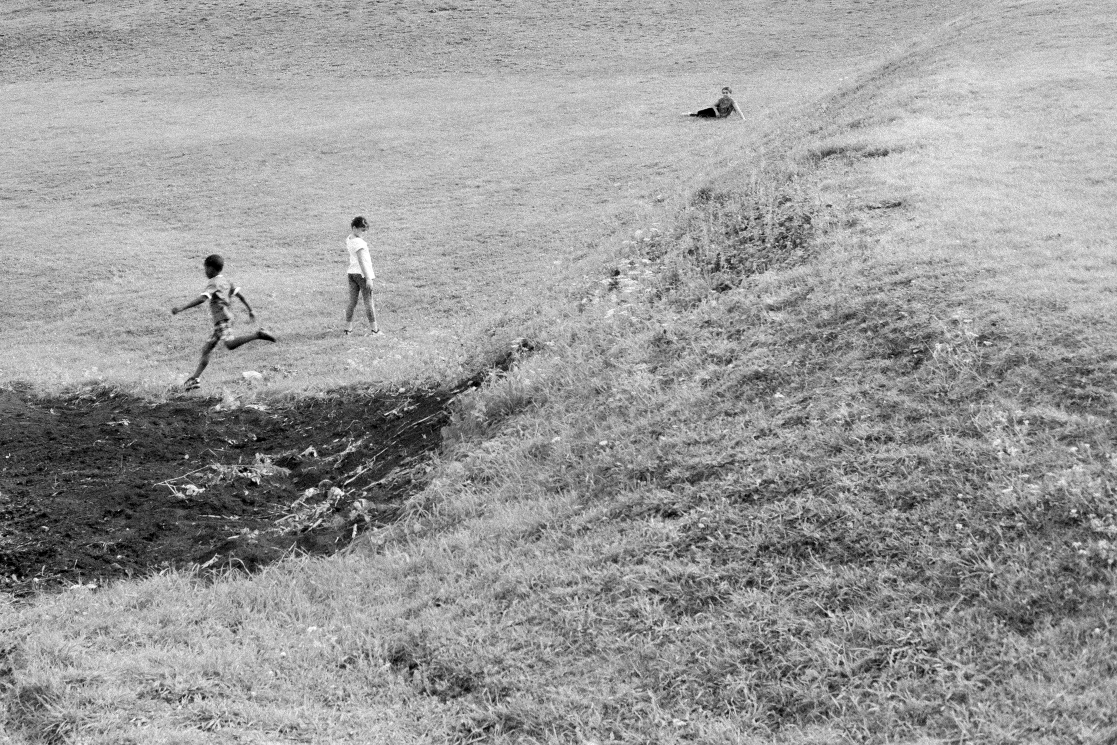 Children playing in Québec, August 2019