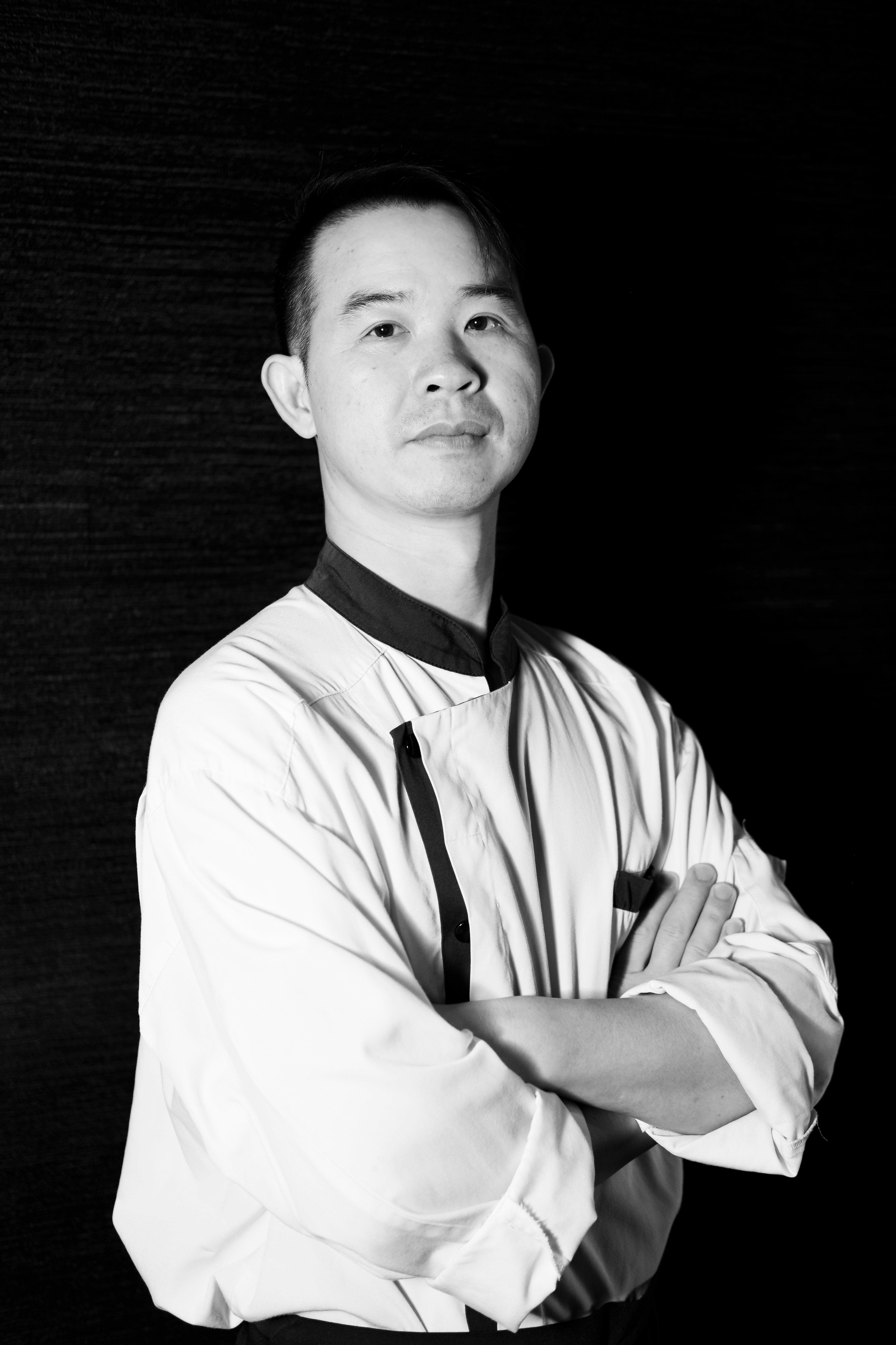 Chef of the chinese restaurant Tse Yang, 25 avenue Pierre 1er de Serbie, Paris, France