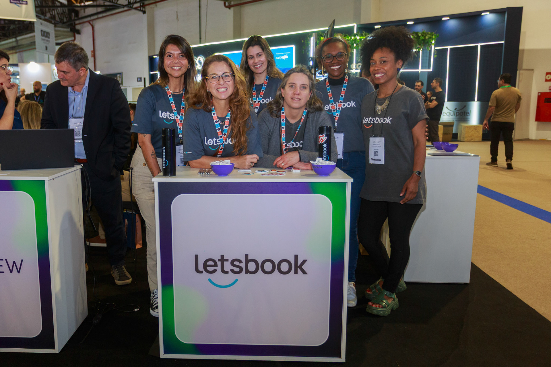 Fotos ambientes estande HSMAI na feira Equipotel 2025