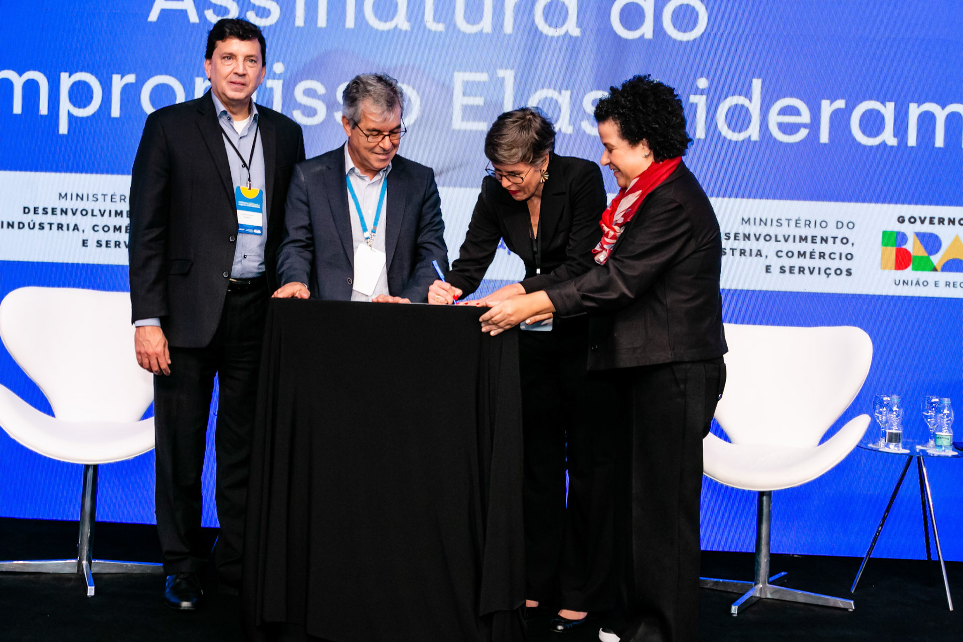 Programa Mulheres e Negócios Internacional