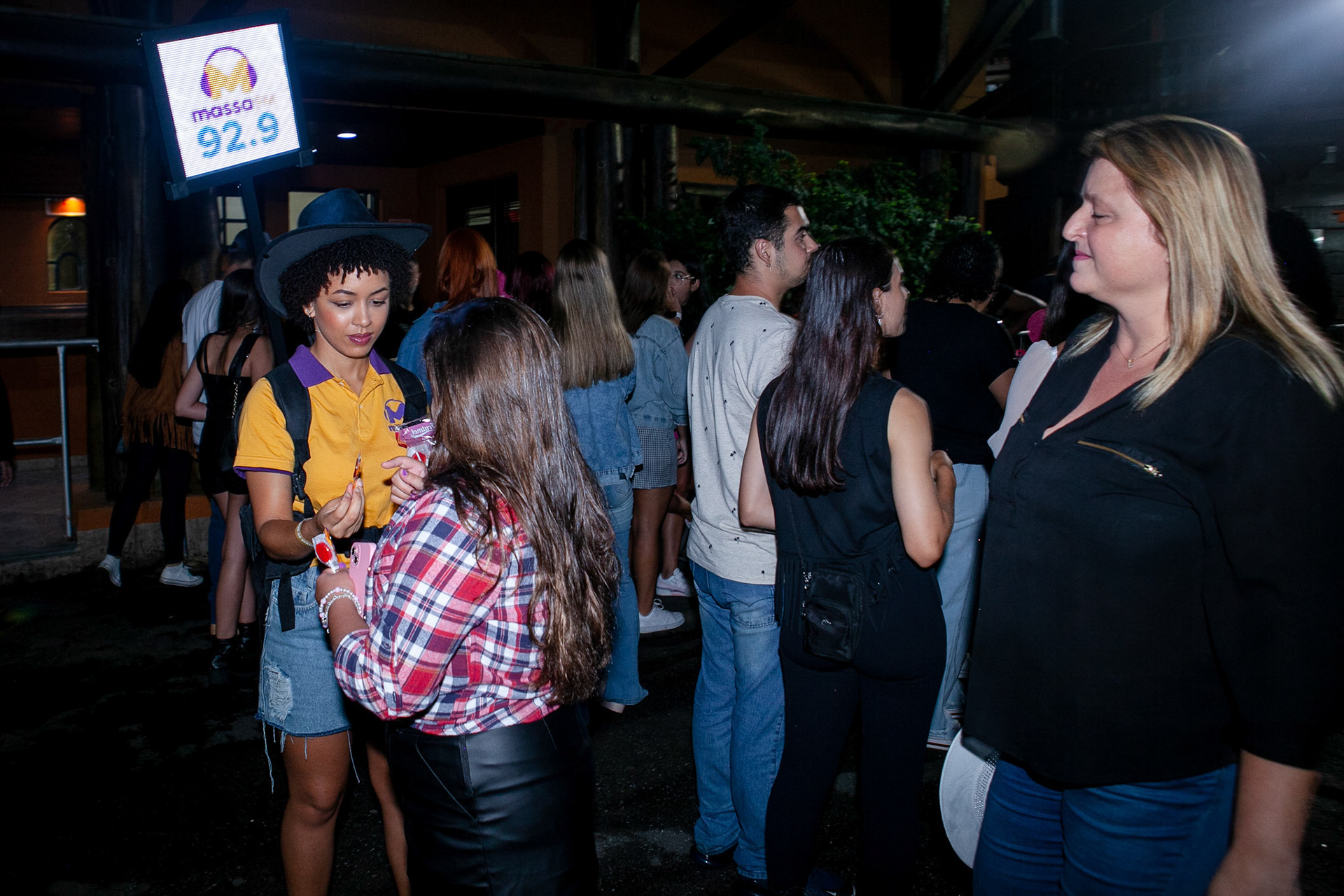 Apresentação do Show Ana Castela, no Estanciância Alto da Serra, Realização e divulgação da rádio Massa Fm, patriocinio Fisk