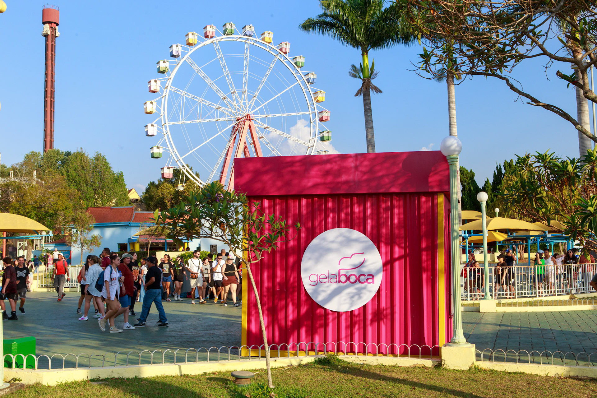 Ação promocional Gelaboca Day no Hopi Hari, durante a temporada de apresentaçoões de Circo dos Horres: A Horigem