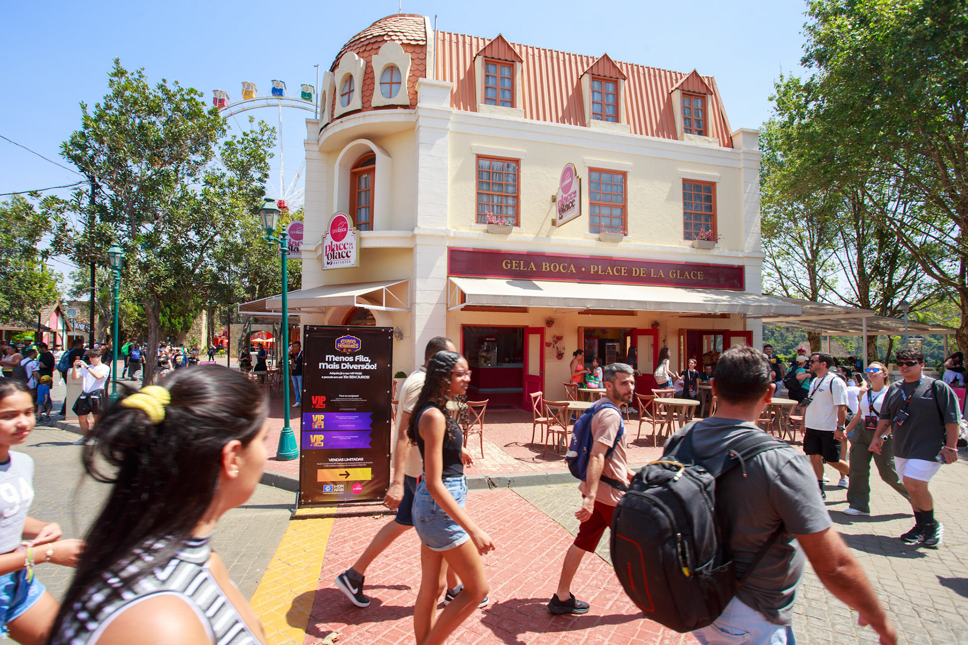 Ação promocional Gelaboca Day no Hopi Hari, durante a temporada de apresentaçoões de Circo dos Horres: A Horigem