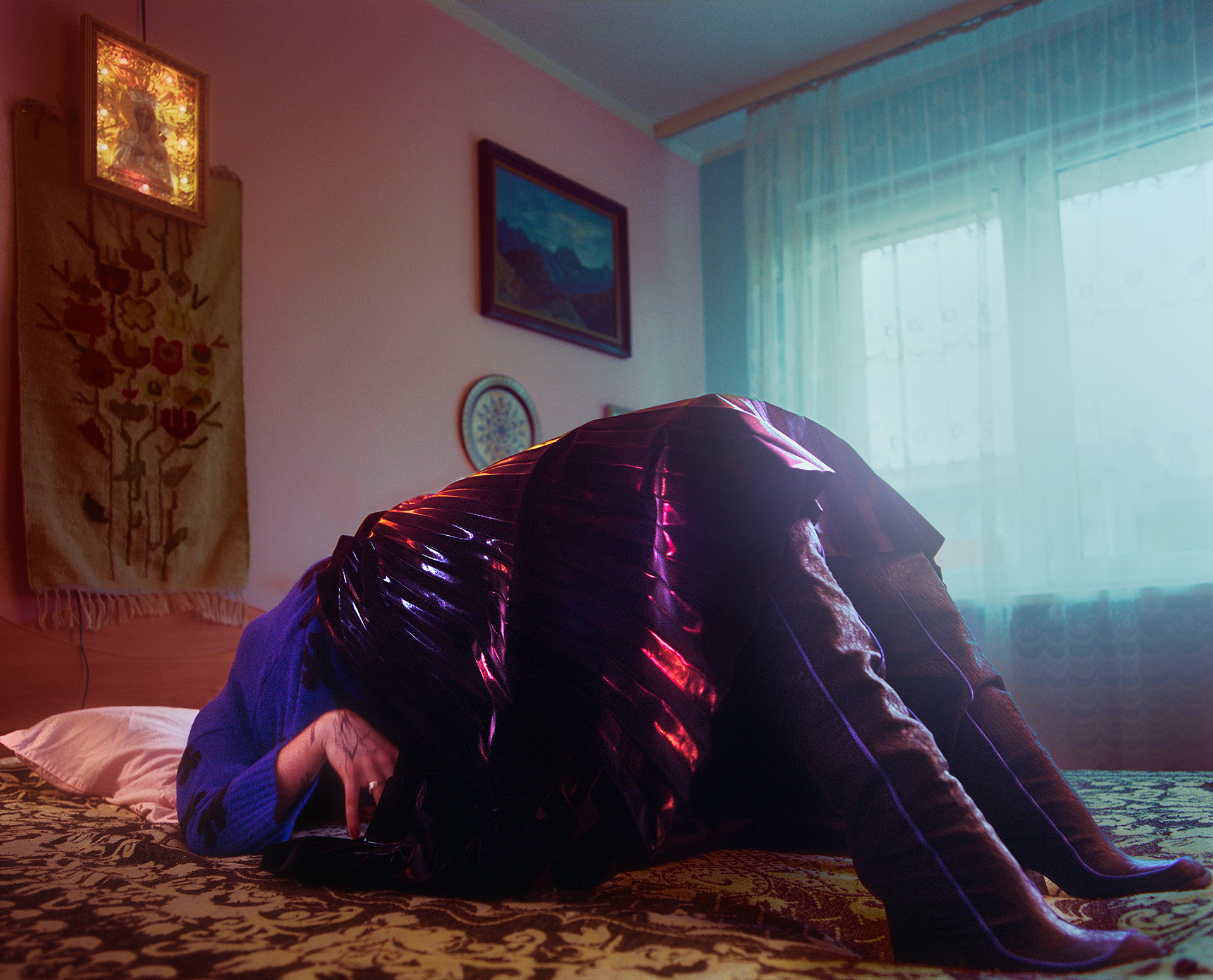 TOUCH III (from Kinga Kasinska "corporis infernum" collection campaign)