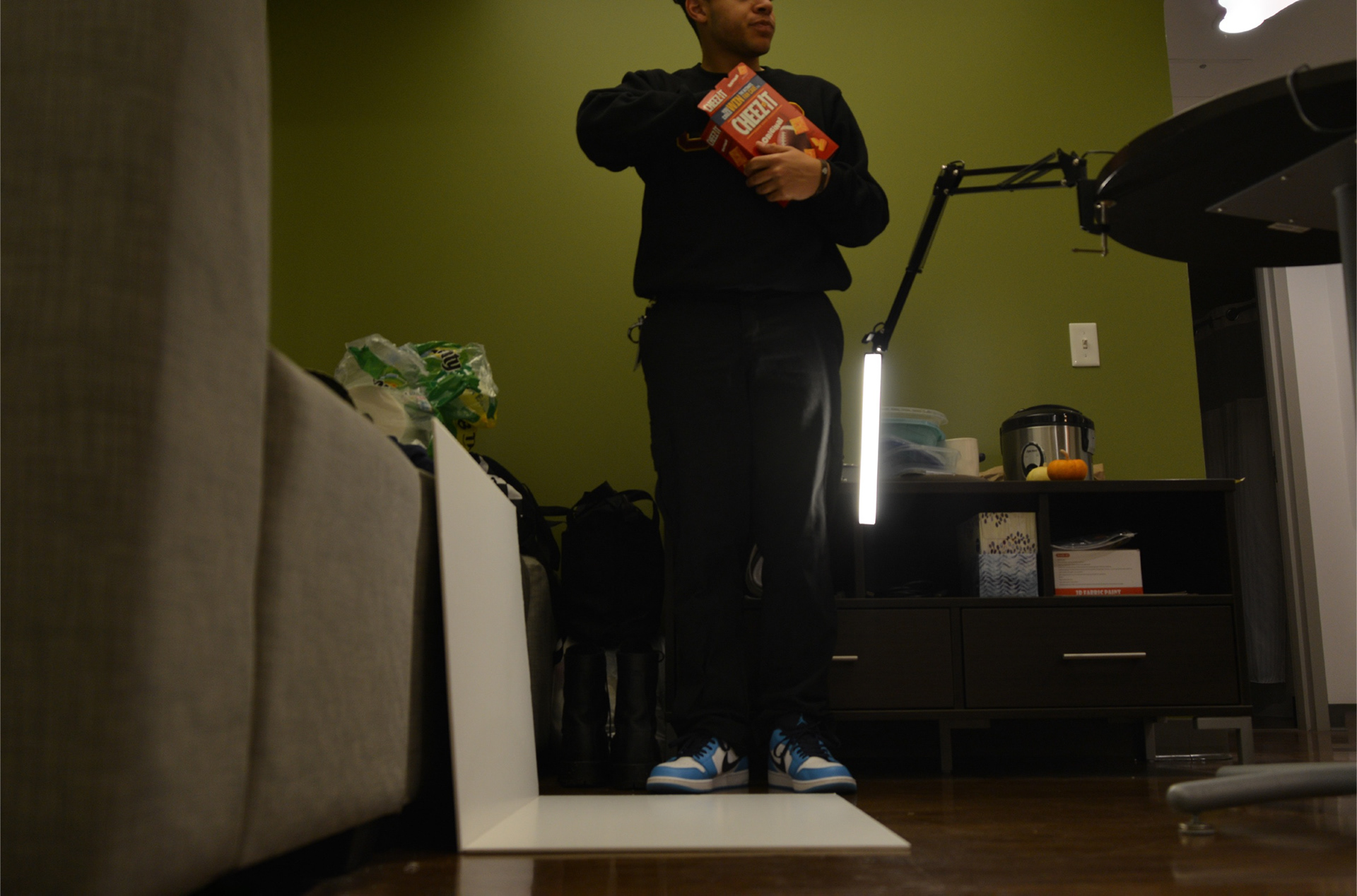 Behind The Scenes Image | Nike Product Photography (2/3)