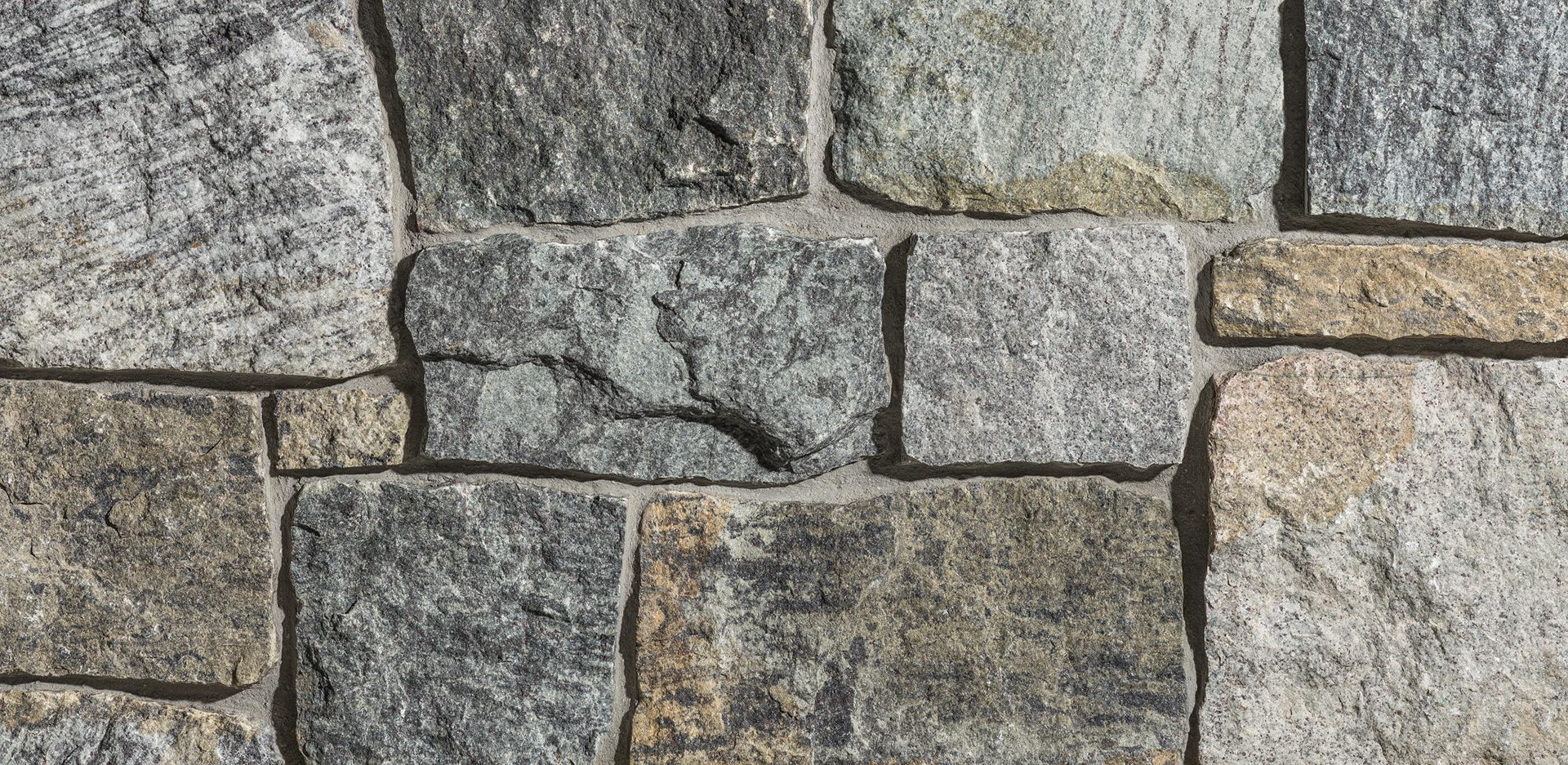 Hudson Gorge Castle Veneer