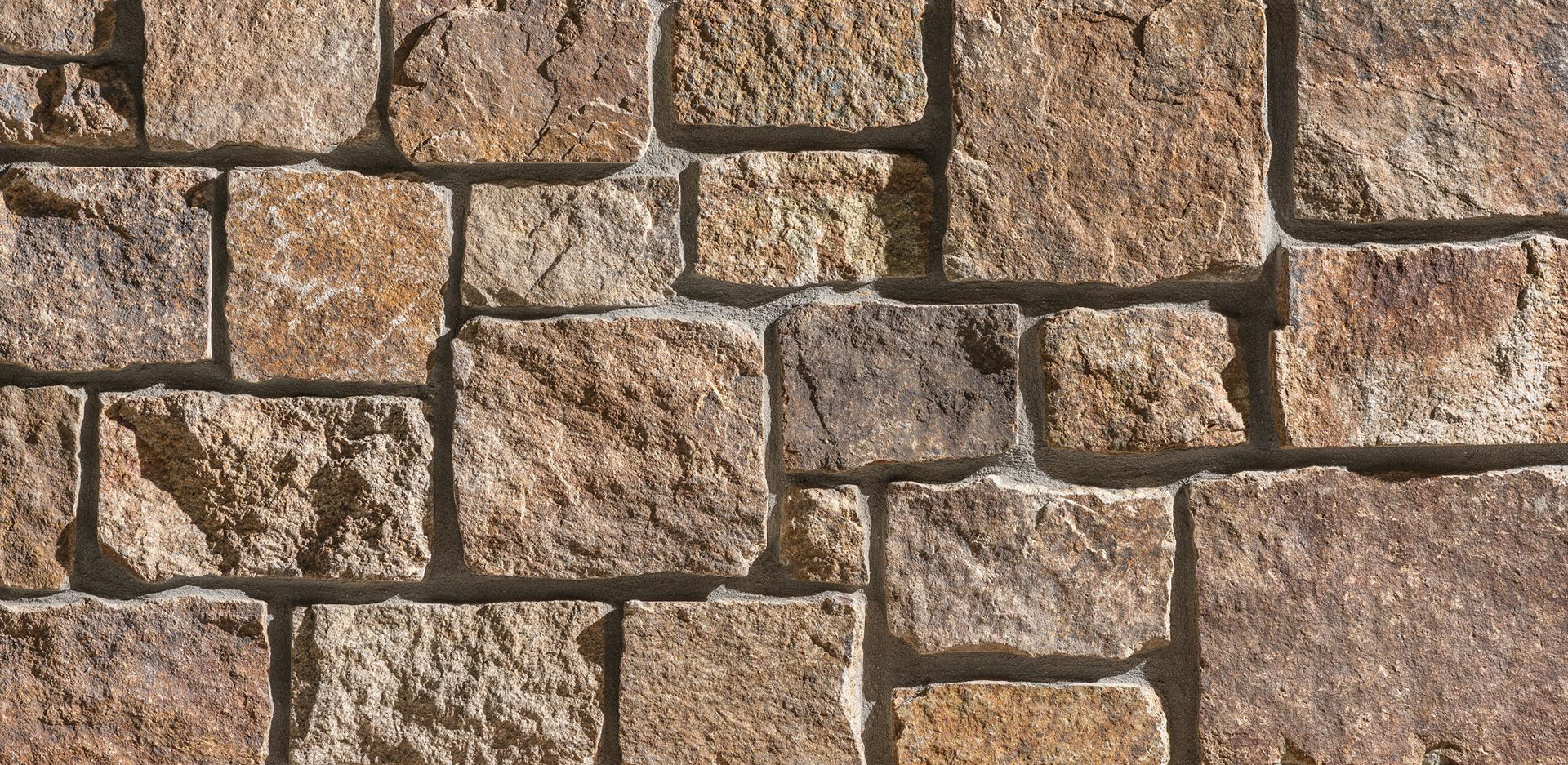 Granite Falls Rustic Ashlar Veneer