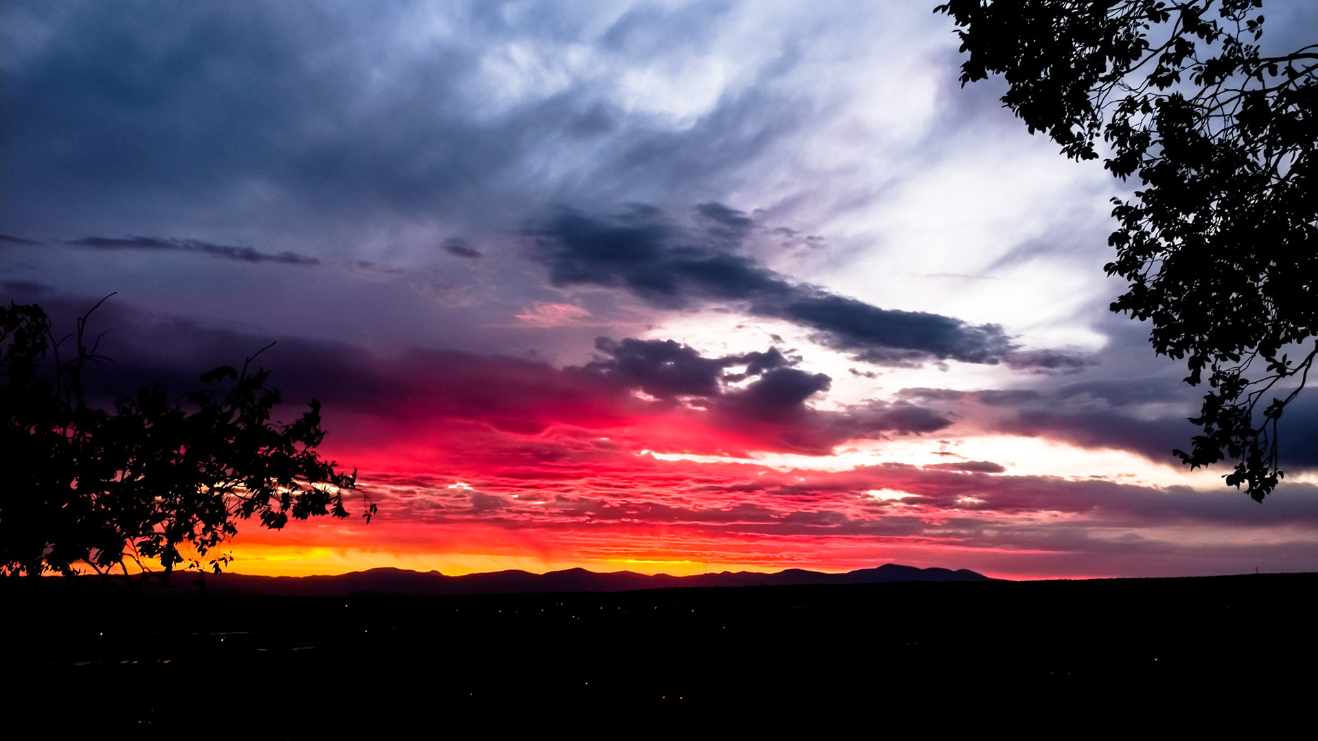 A sunset from the Cross of the Martyrs in Santa Fe