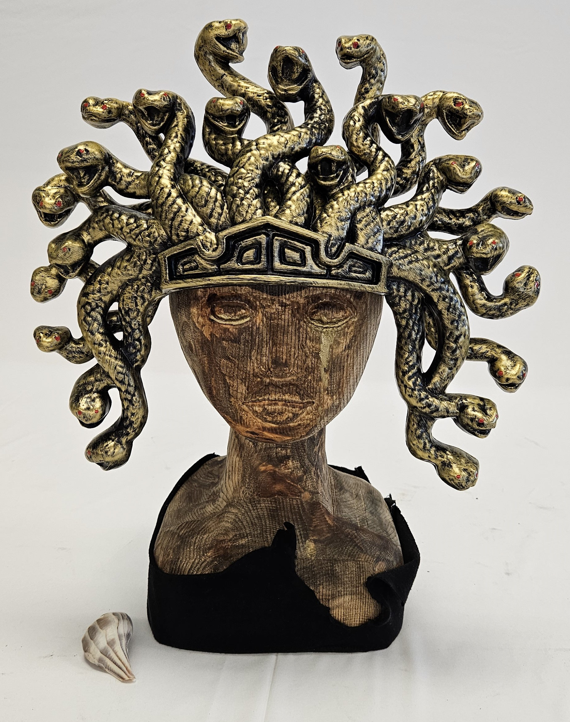 'Medusa' by Hevin Ozel