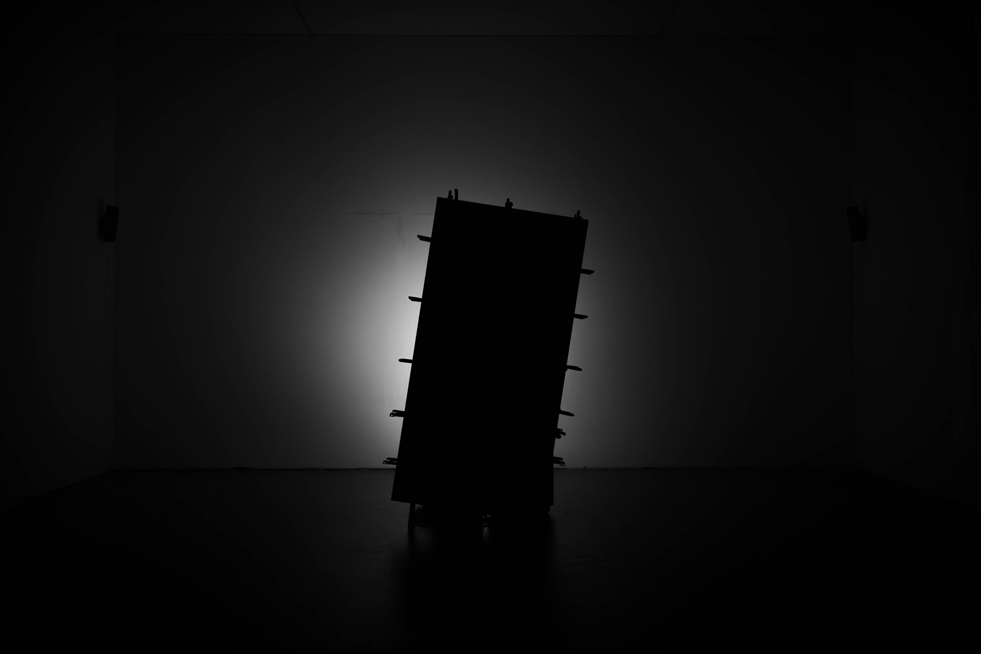 Chaotic arrangement for 66 voices I / Installation view, OTO Sound Museum, la rada, Locarno, 2021