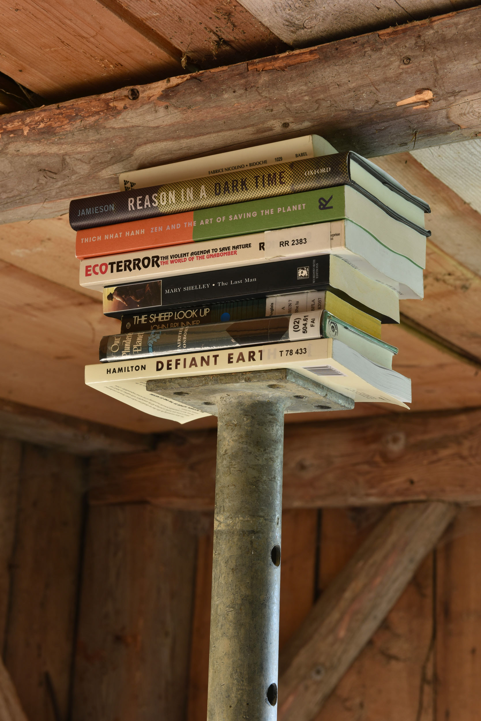 DOOM DOOM DOOM (notes from the planetary garden) / Installation view, Klang Moor Schopfe, Gais (CH), 2023
