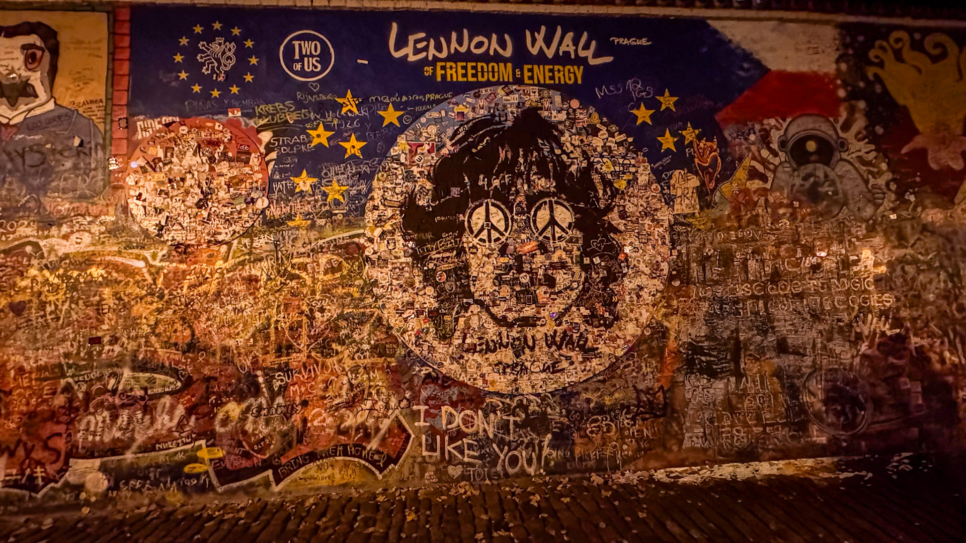 Lennon Wall