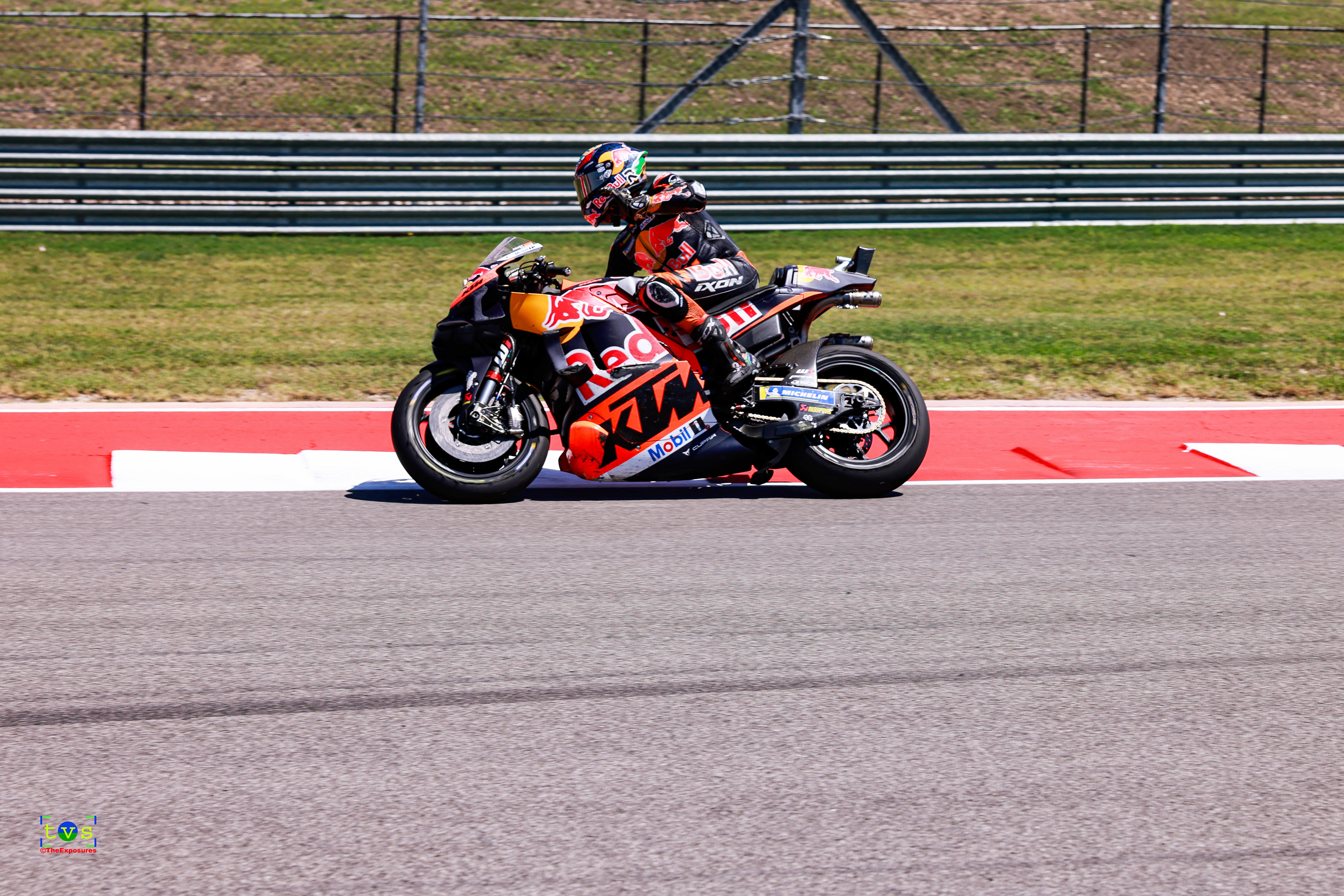 KTM - BB33