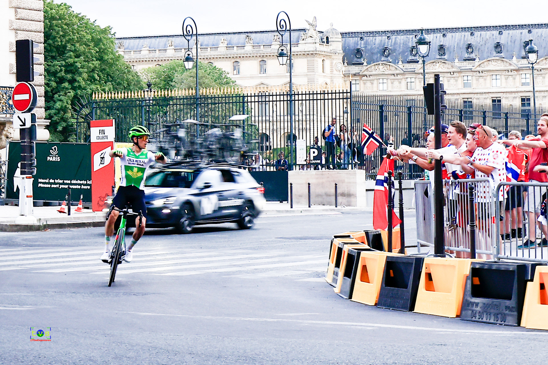 Tour de France 2026 - Viking row by a cyclist