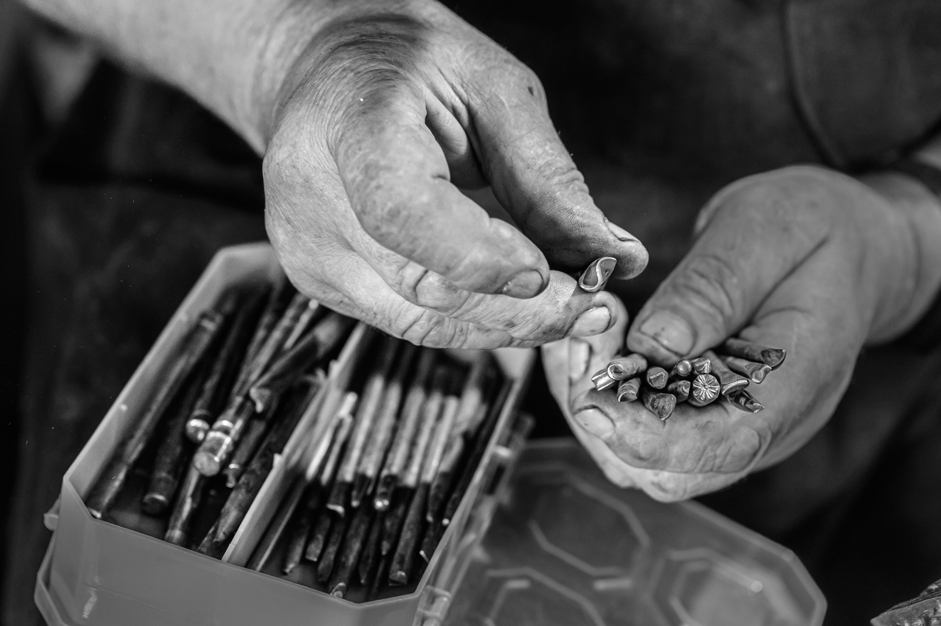 Embossing decoration tools or as the craftsman calls them – "chikanki"