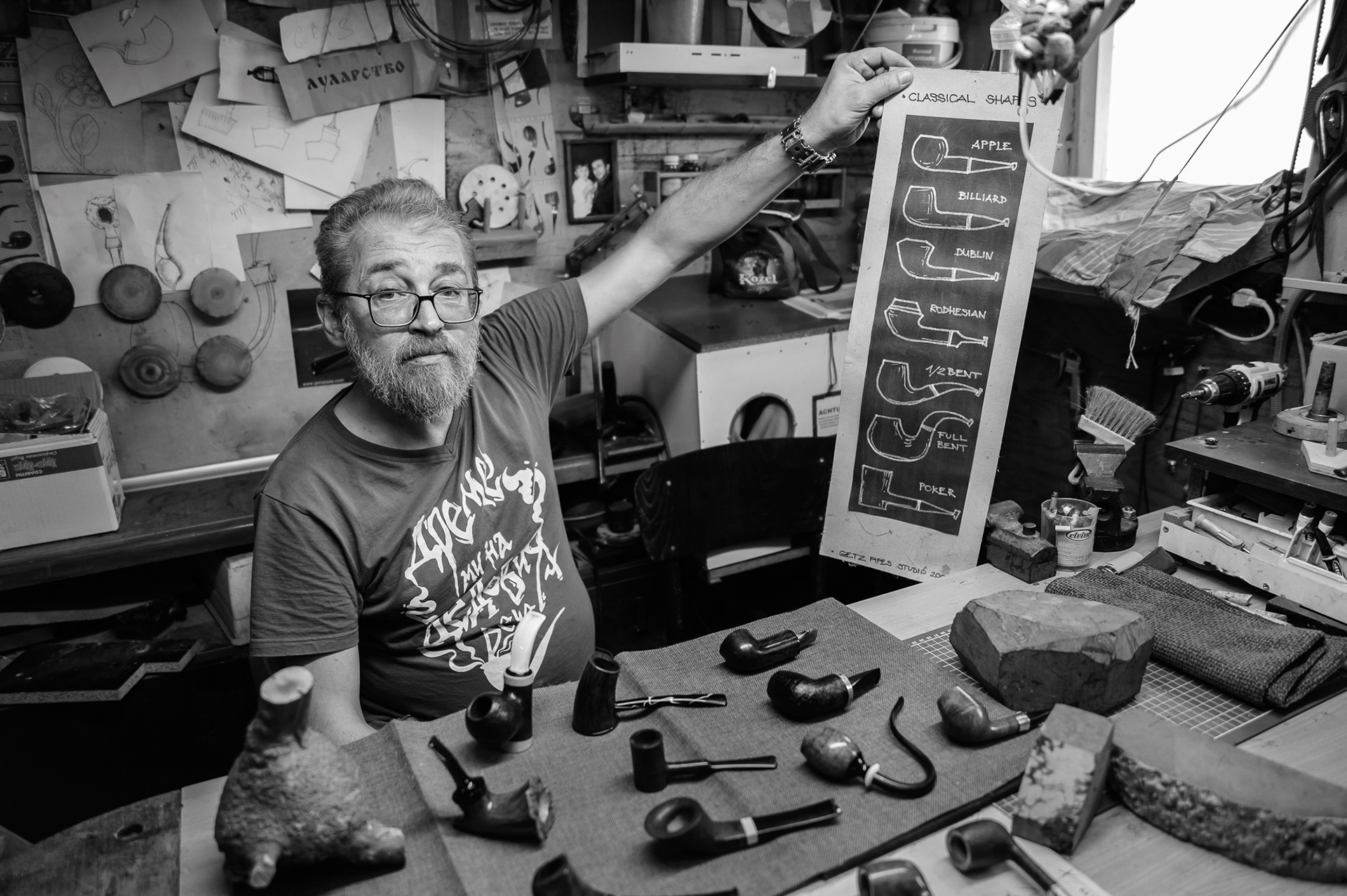 "Pipe making blends perfectly the skills, aesthetic views and my own pursuits as an artist." says Getz