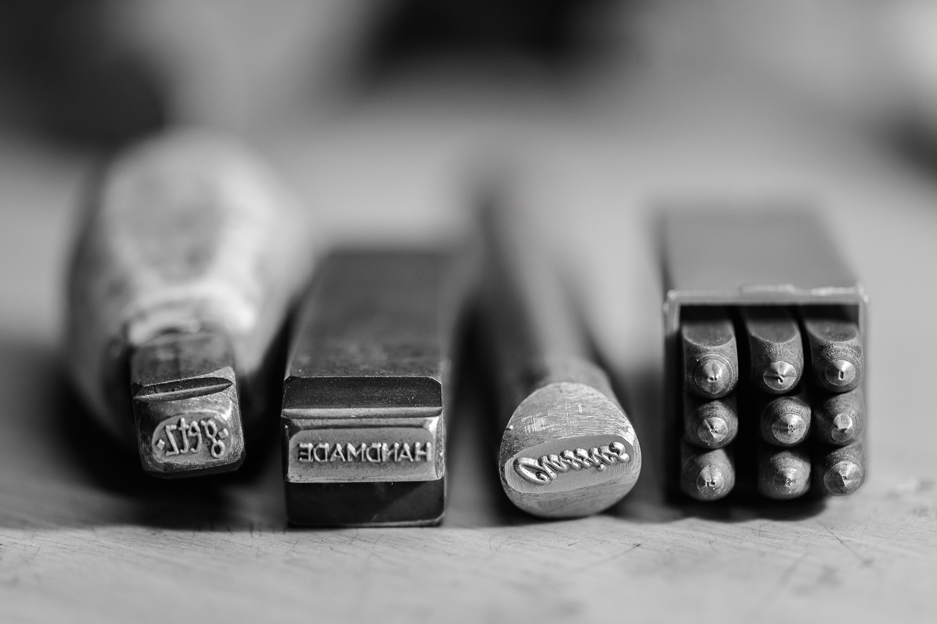 Type of metal stamps with which Getz marks his crafted pipes and thus "signs" them for authorship