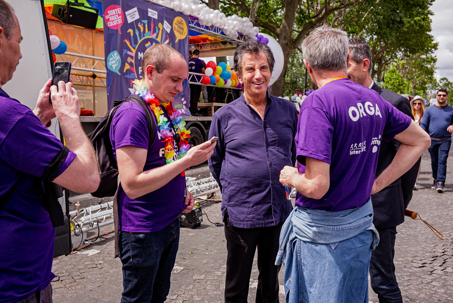 Jack Lang à la gay pride 2016.