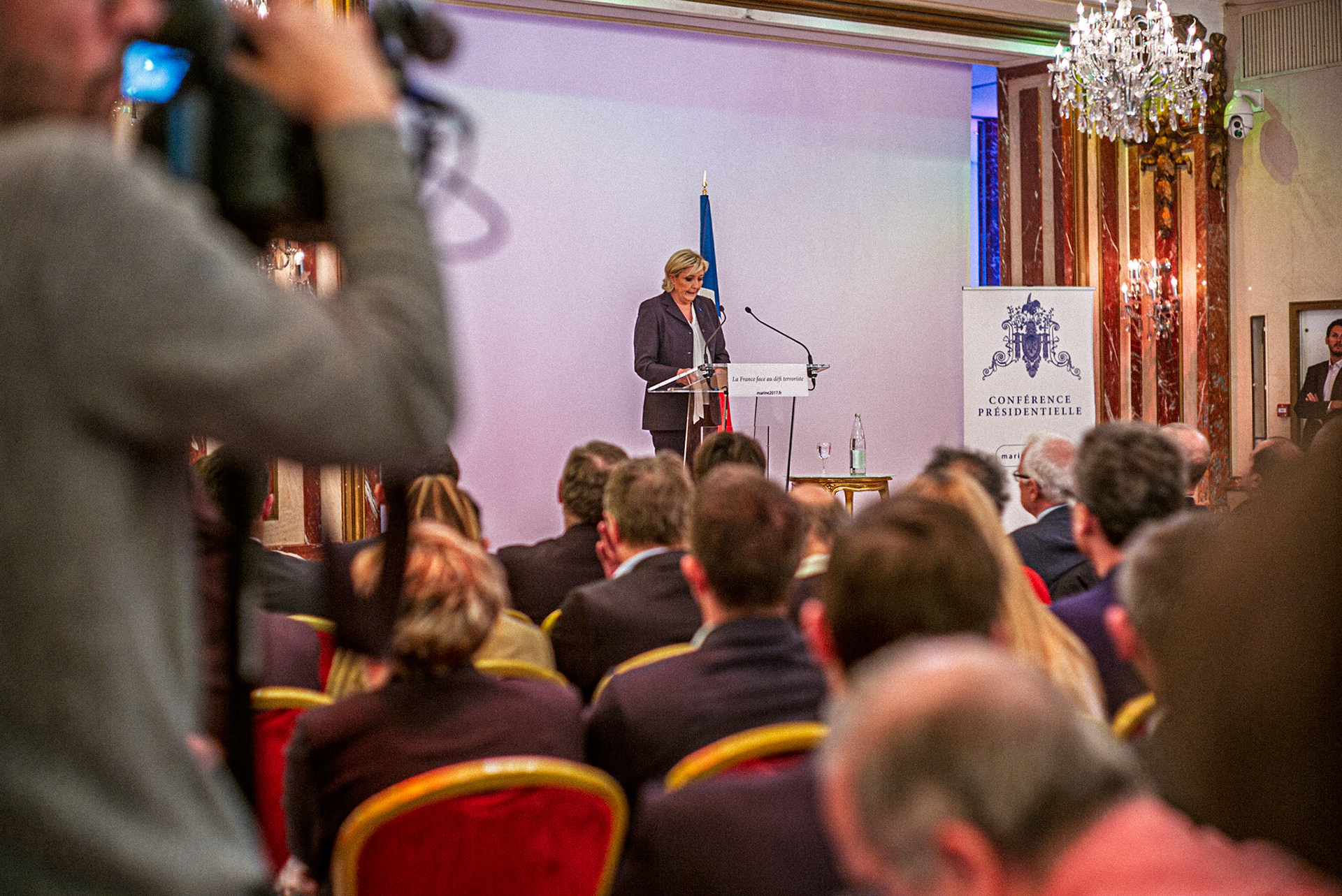 Au QG de Madame Le Pen.