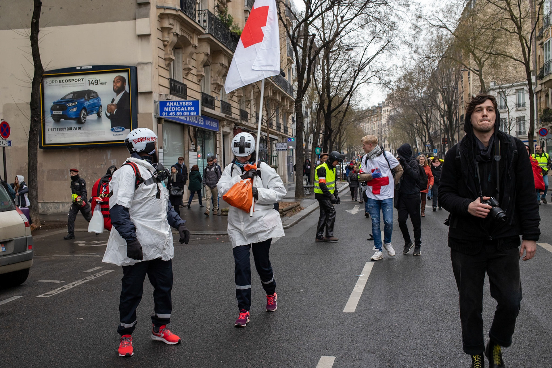 Les gilets jaunes à paris.