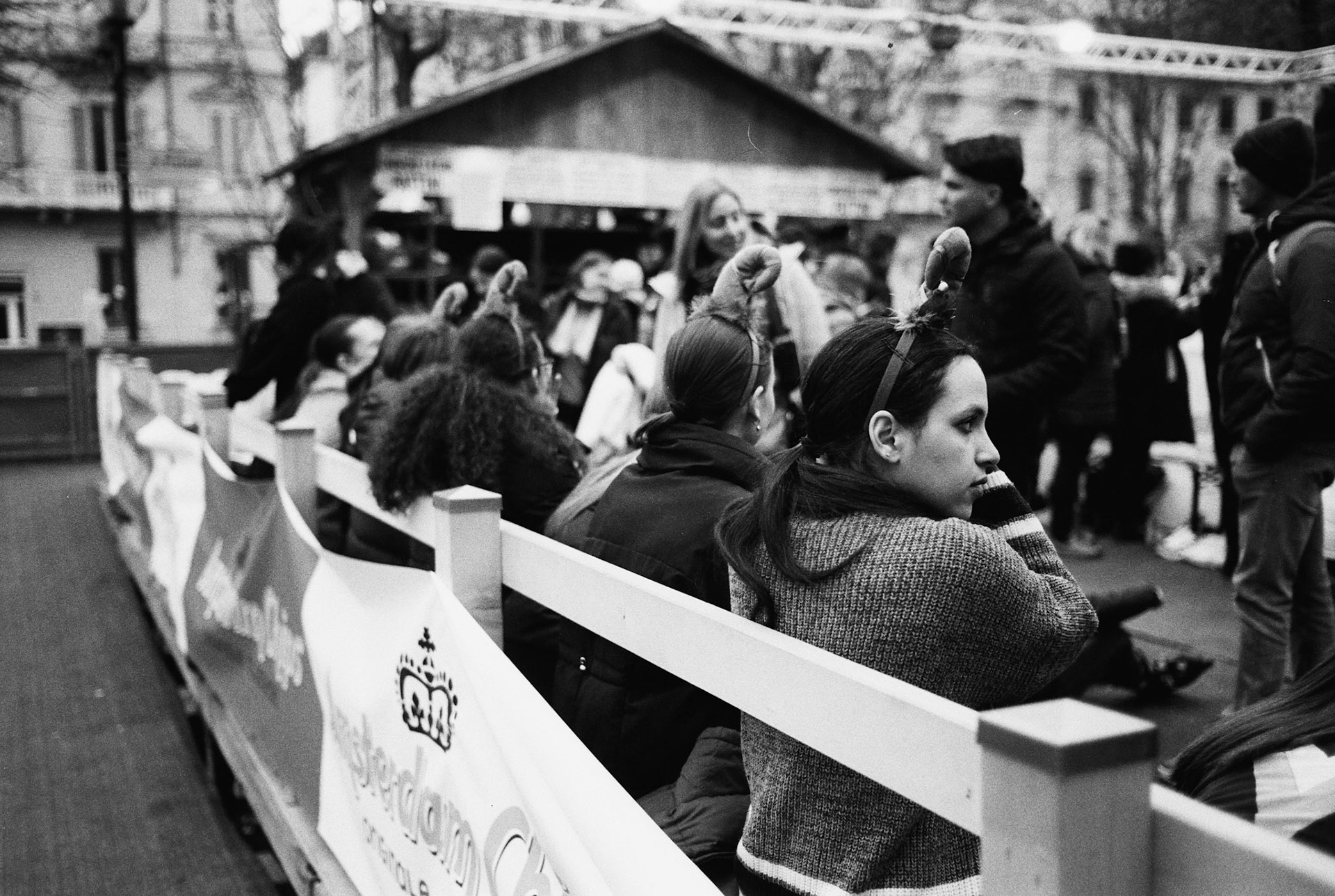 A la patinoire de Noël à Turin, le 27 décembre 2023.