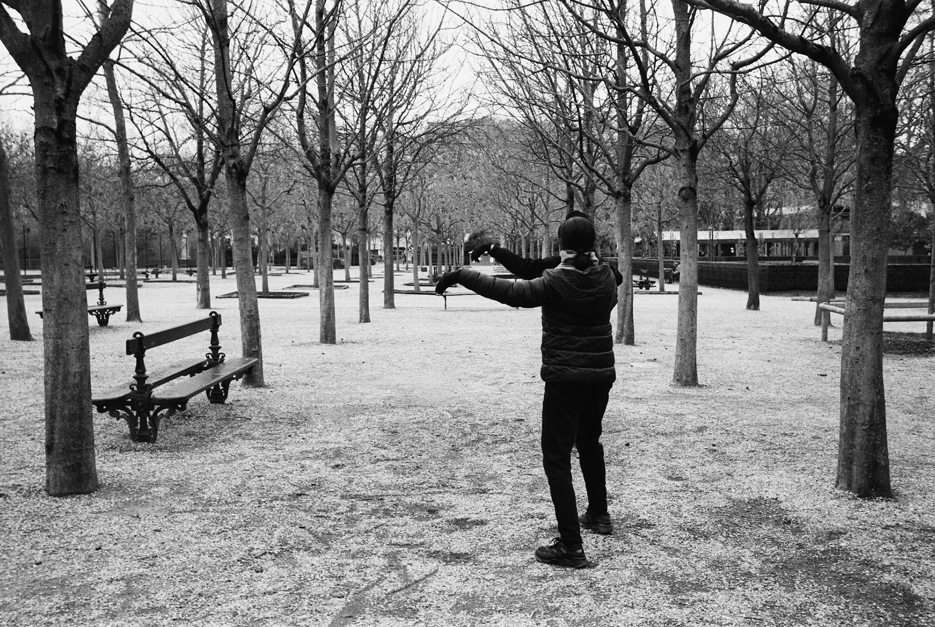 Du Taï Chi au jardin du Luxembourg, Paris, le 24 décembre 2023. 