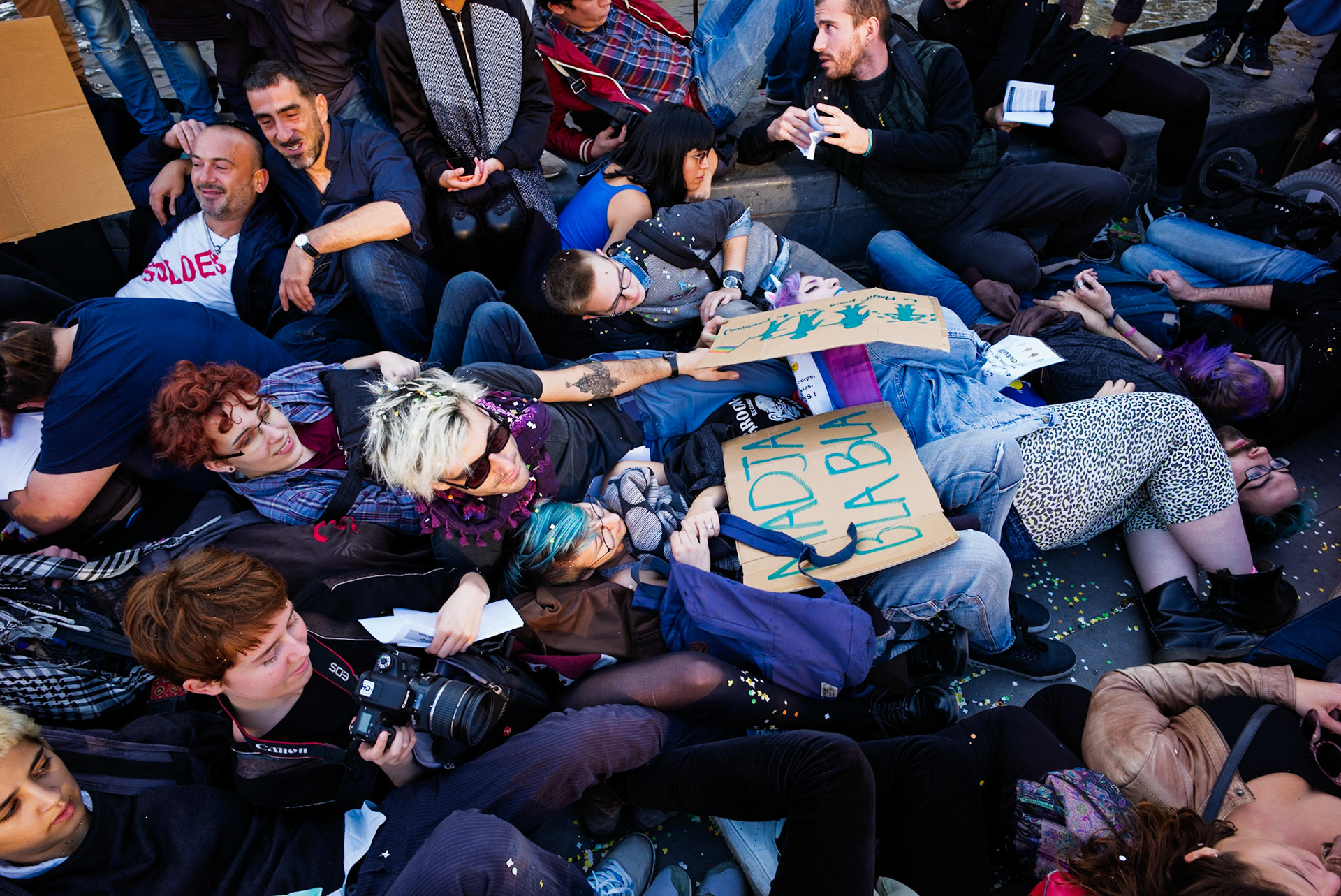 Contre manifestation LGBT à République : pour le mariage pour tous.