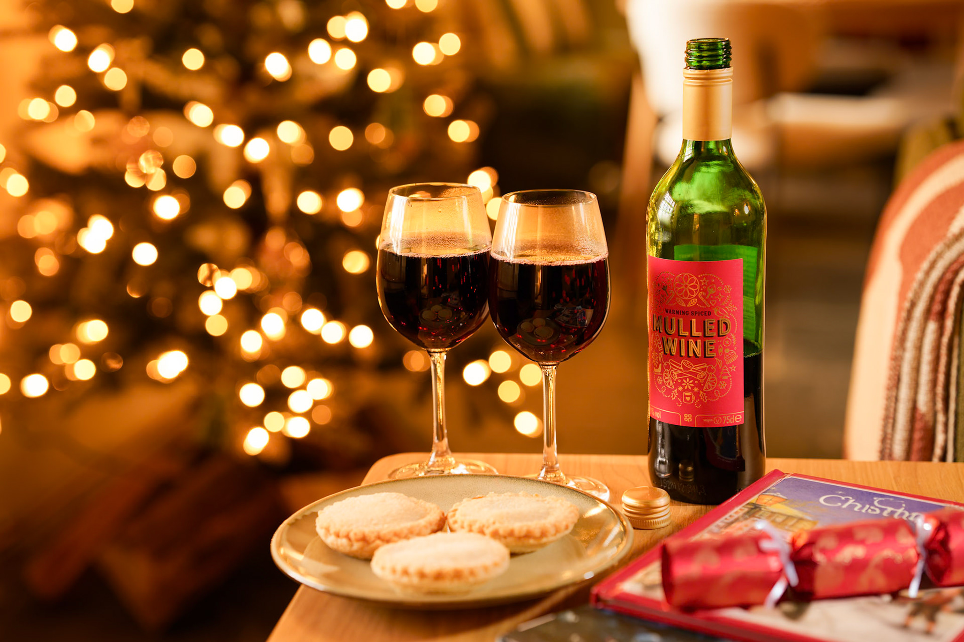 Capture the festive season for your holiday let