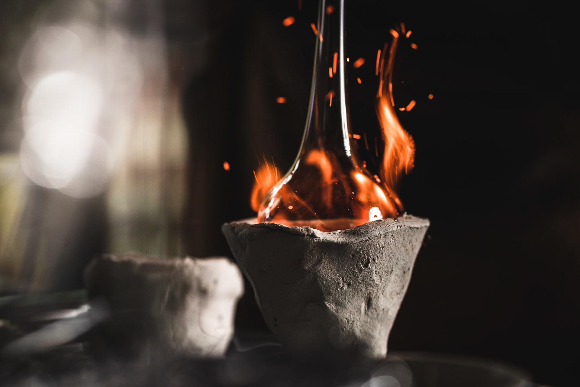 Let your art shine with photography that showcases texture, colours, and depth.