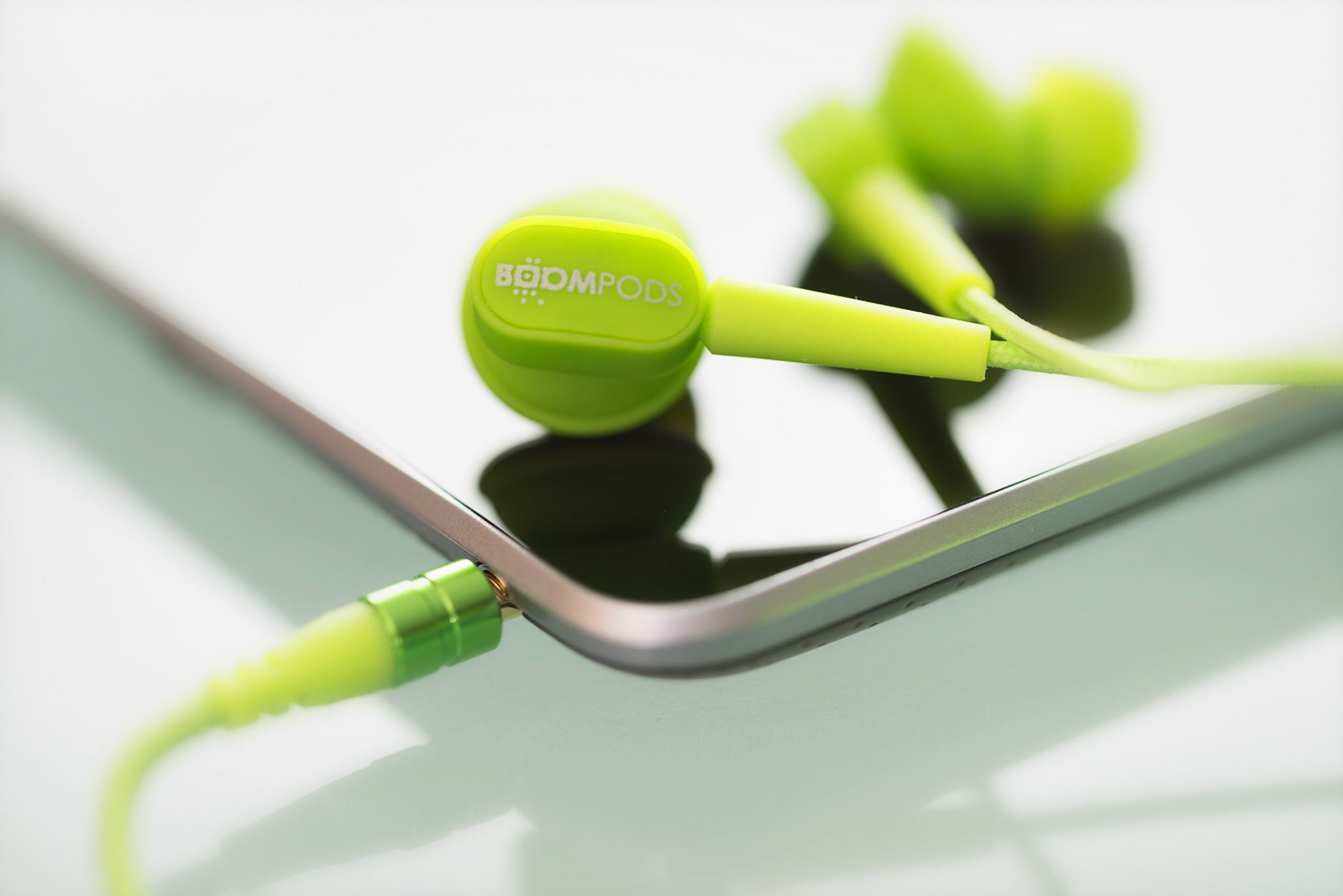Bold product photography that grabs attention and drives customer interest.