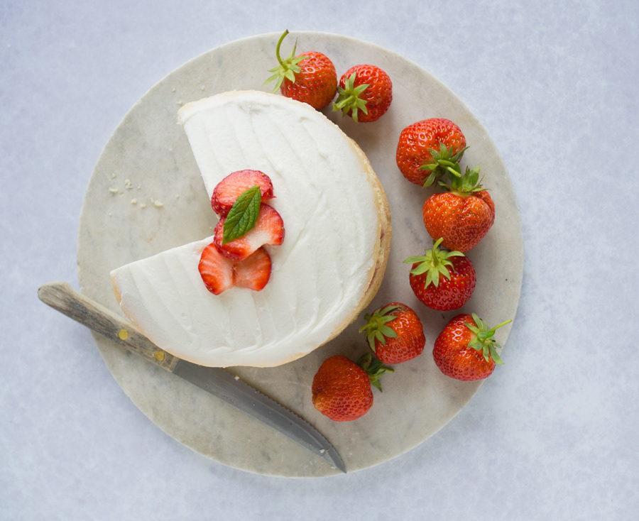 Victorian Sponge with fresh strawberries