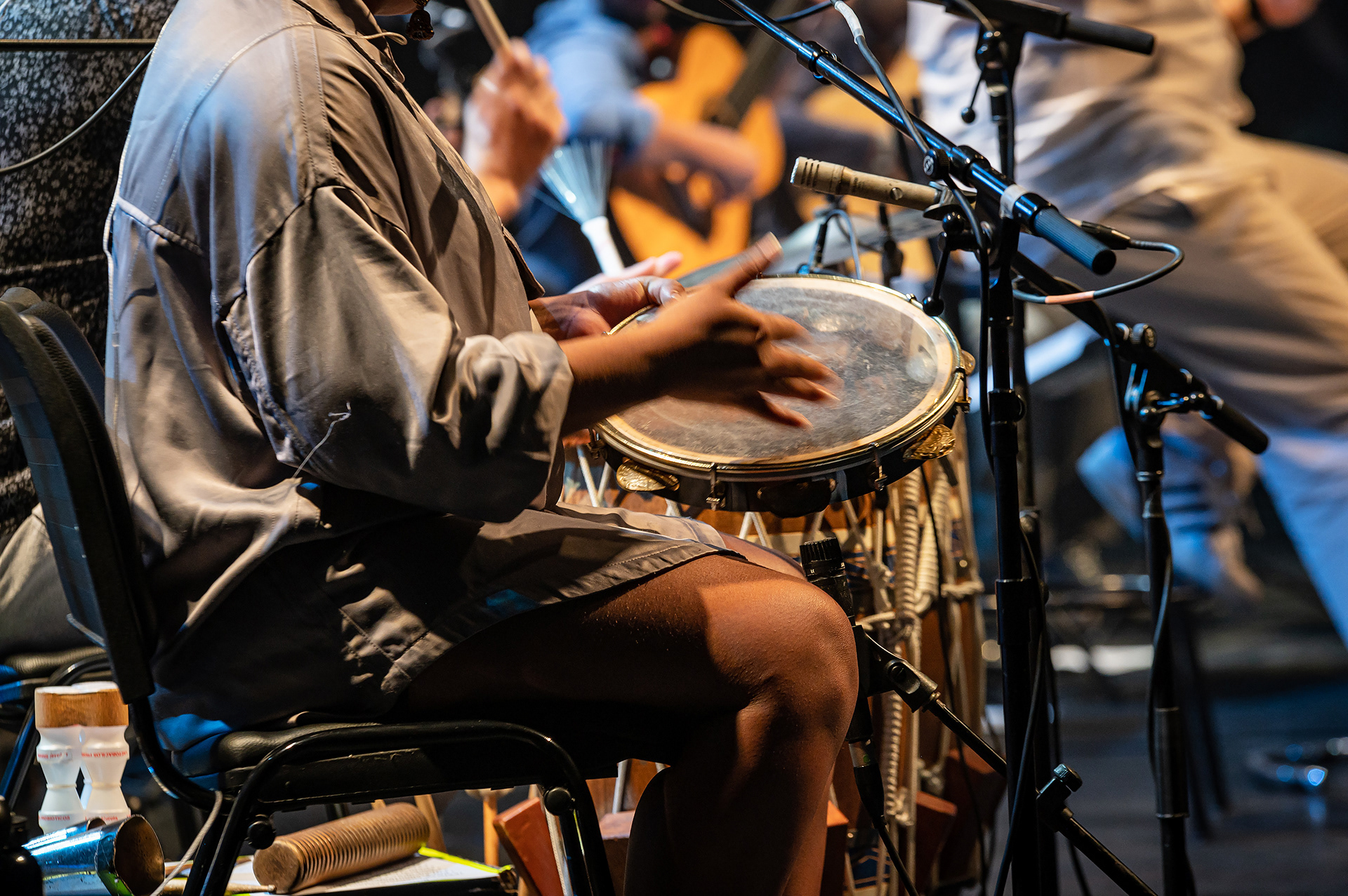 Batuqueiros e sua gente + Douglas Germano | SESC Pinheiros