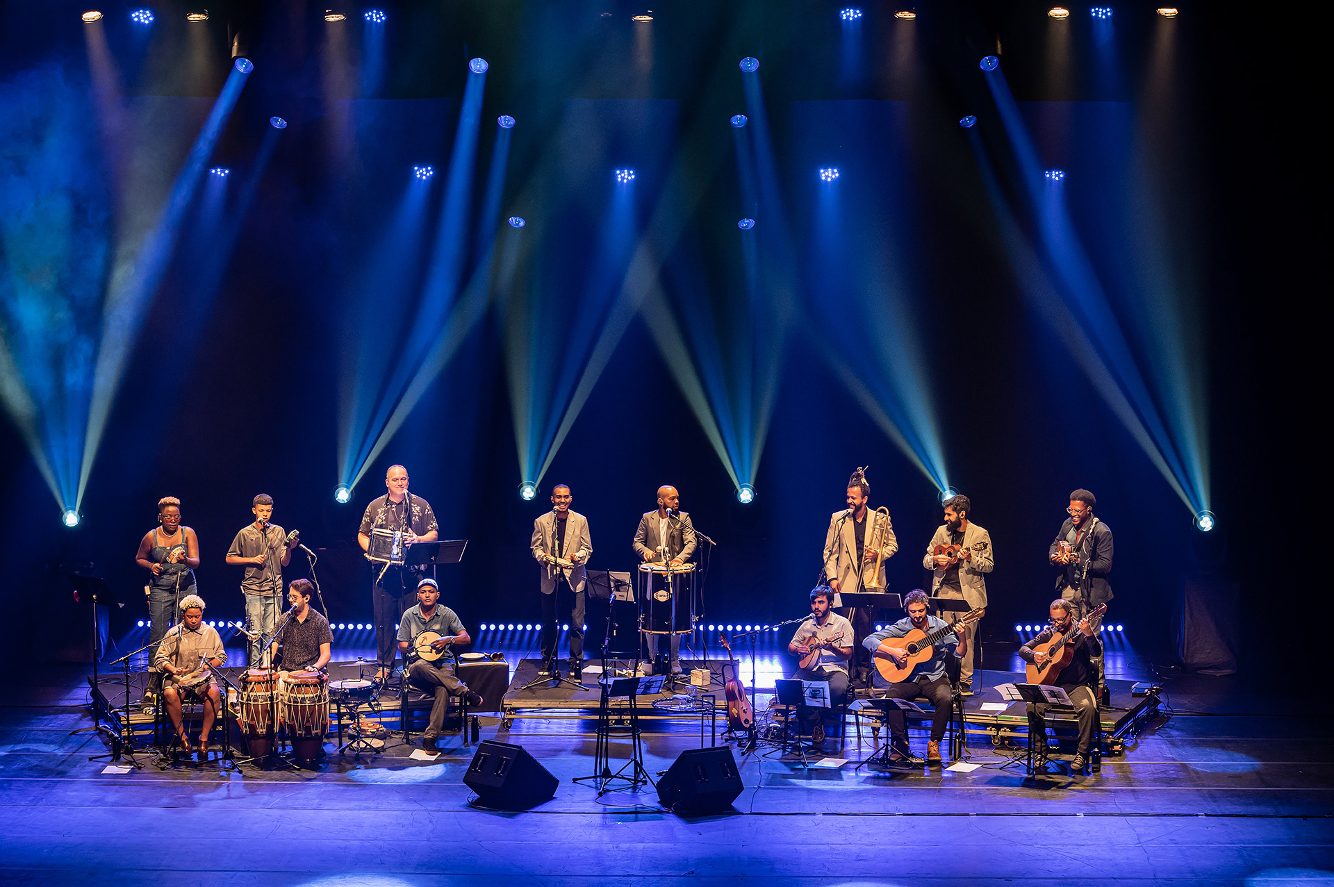 Batuqueiros e sua gente + Douglas Germano | SESC Pinheiros