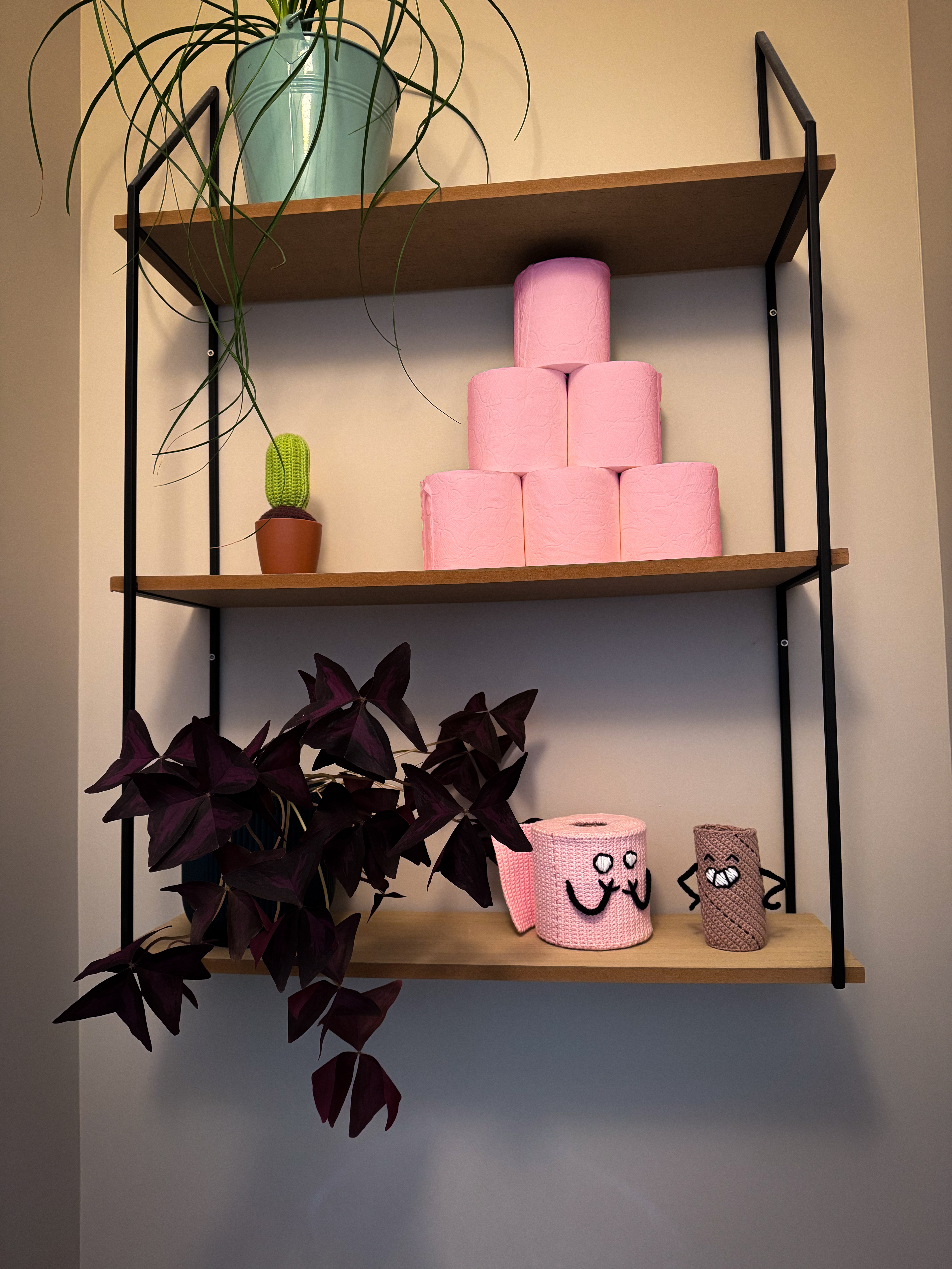 Unwrapped duo lifestyle