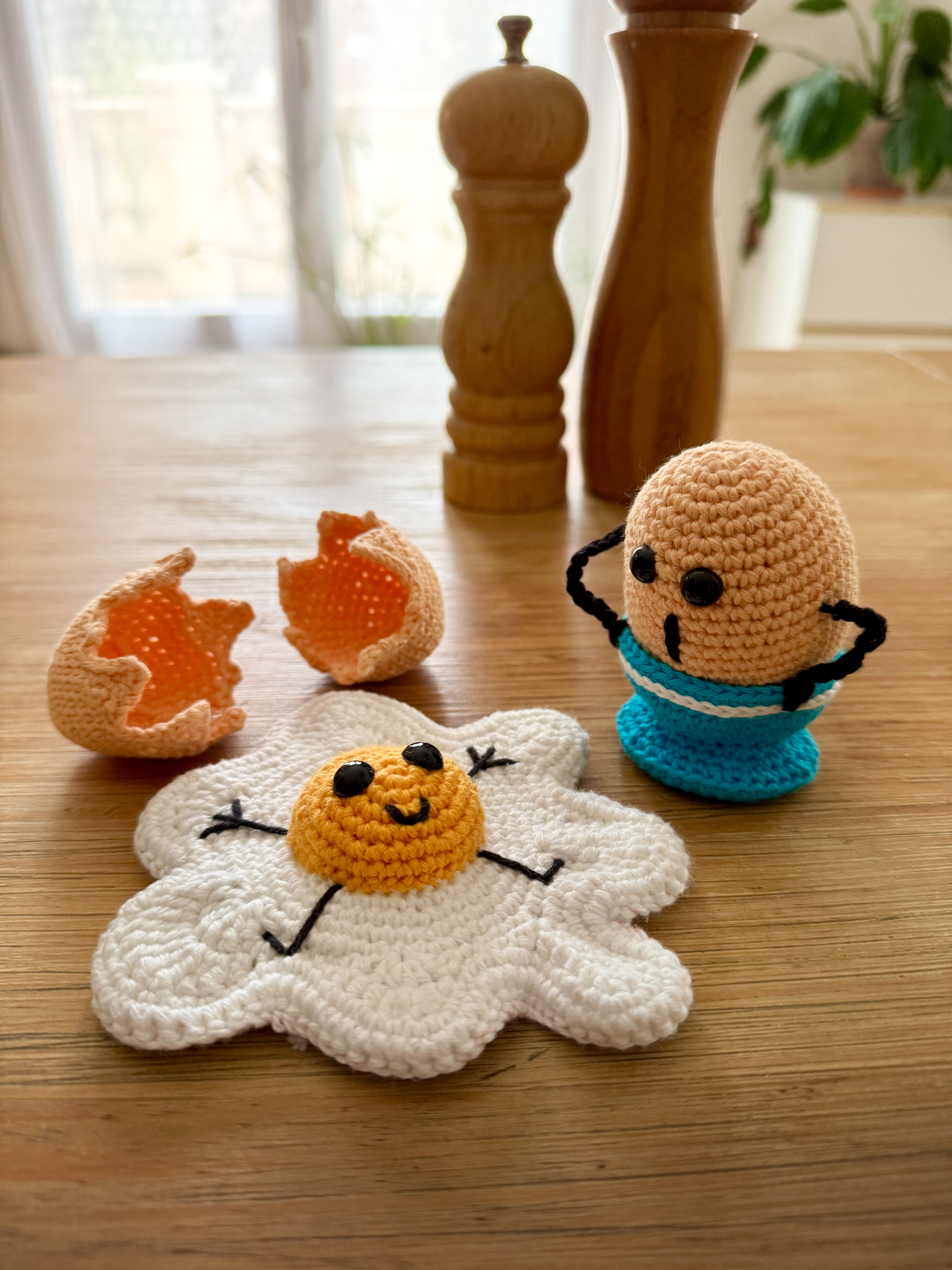 Egg-static duo lifestyle