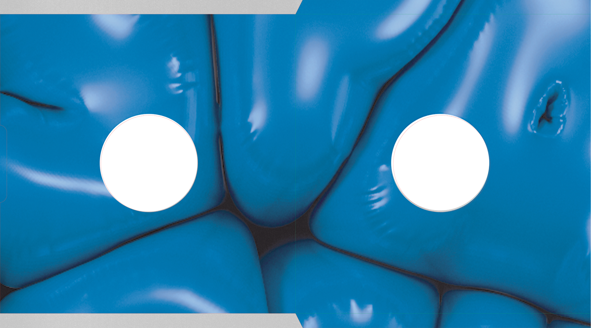 The inner sleeve focuses more on the theme of feeling claustrophobic, with a close up shot of the ballooned letters squishing and rubbing together. It does this, whilst maintaining the visual style from the front cover keeping each sleeve relating to eachother.
