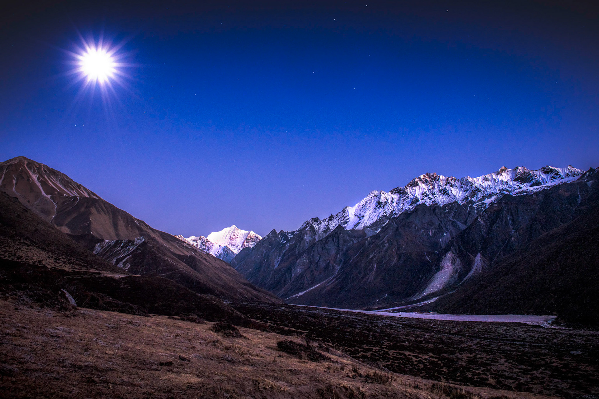 The amazing Himalayan night sky - Langtang Trek in the Himalayas, Nepal