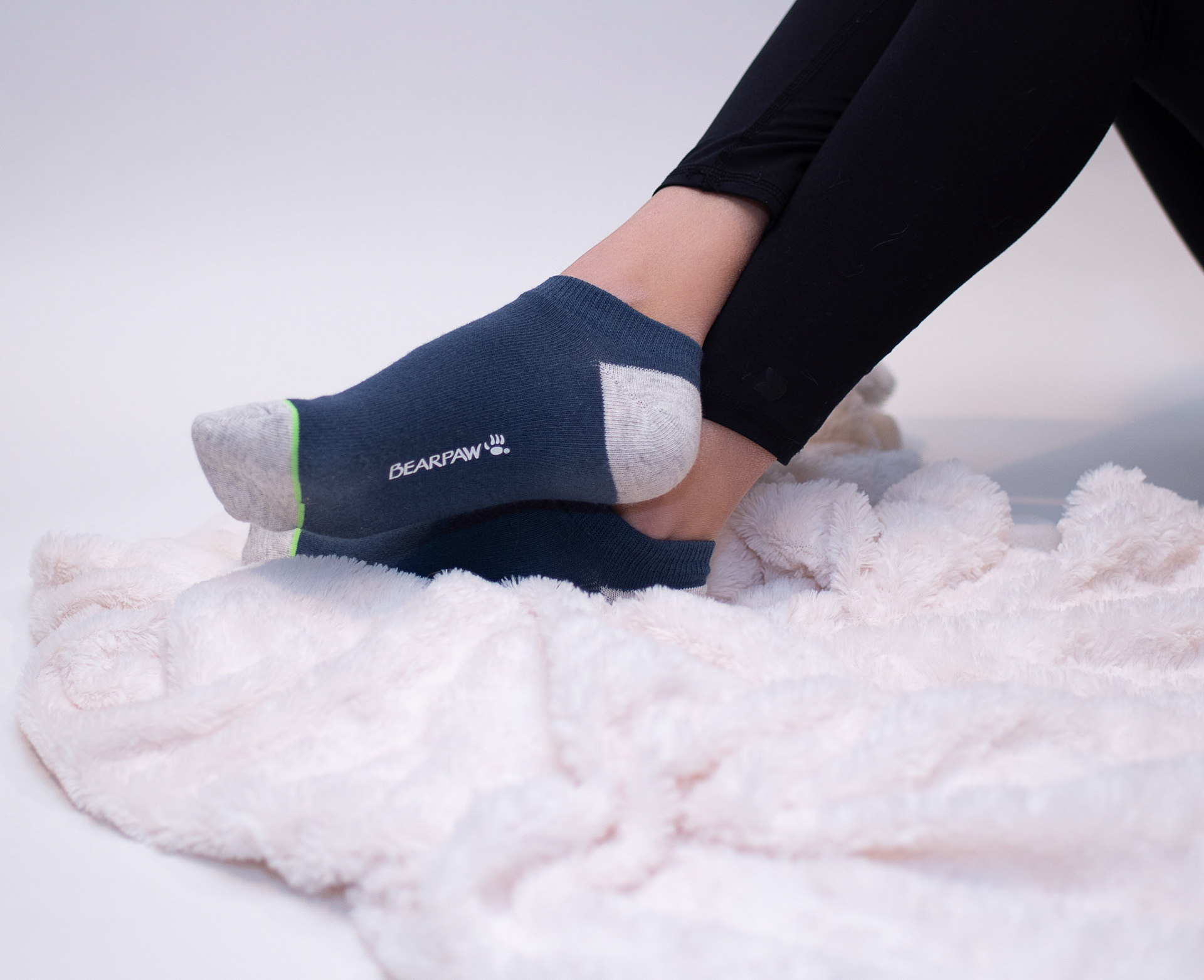 Girl's socks by Bearpaw