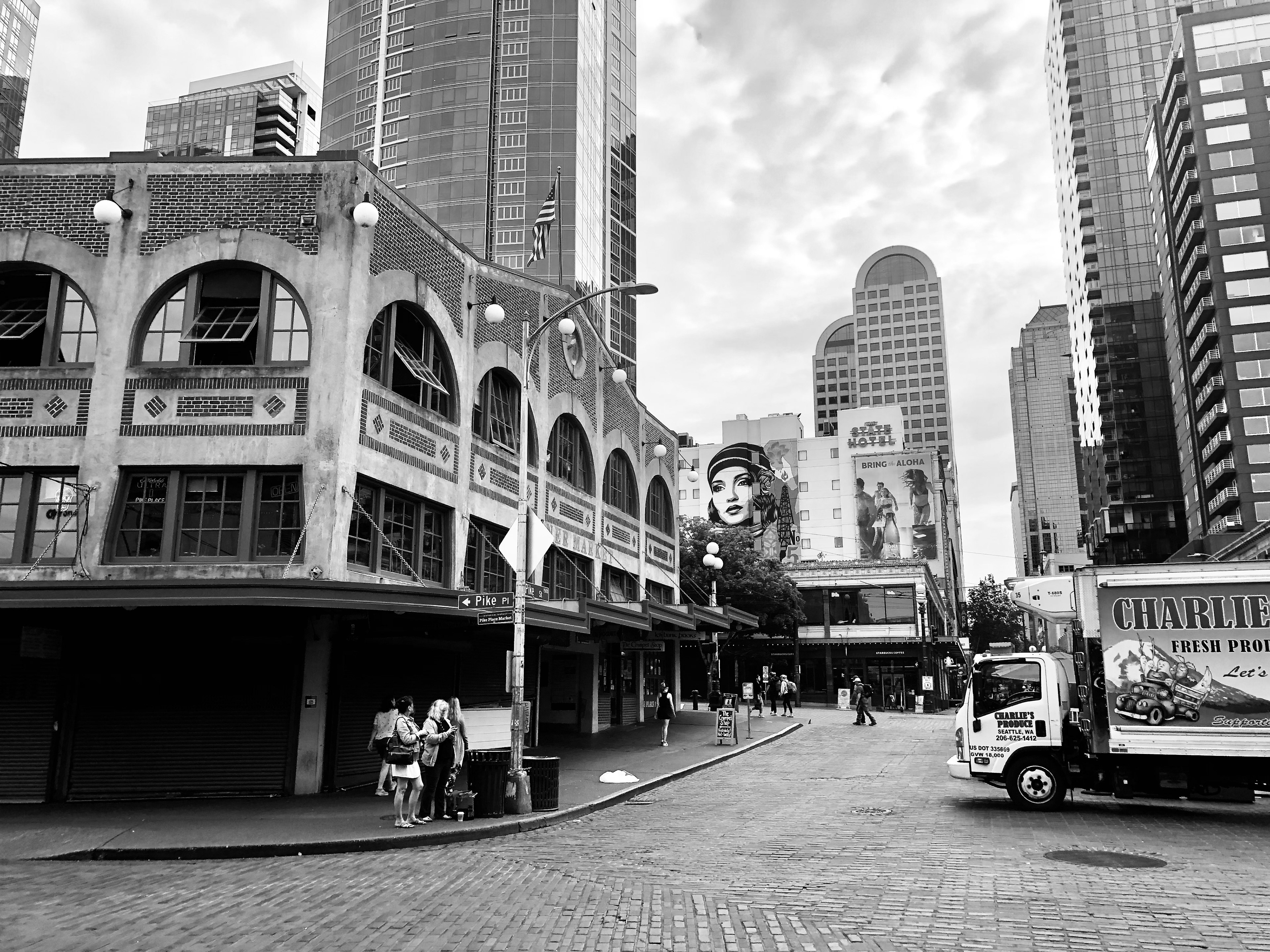 PIke Place in Seatlle, in black and white