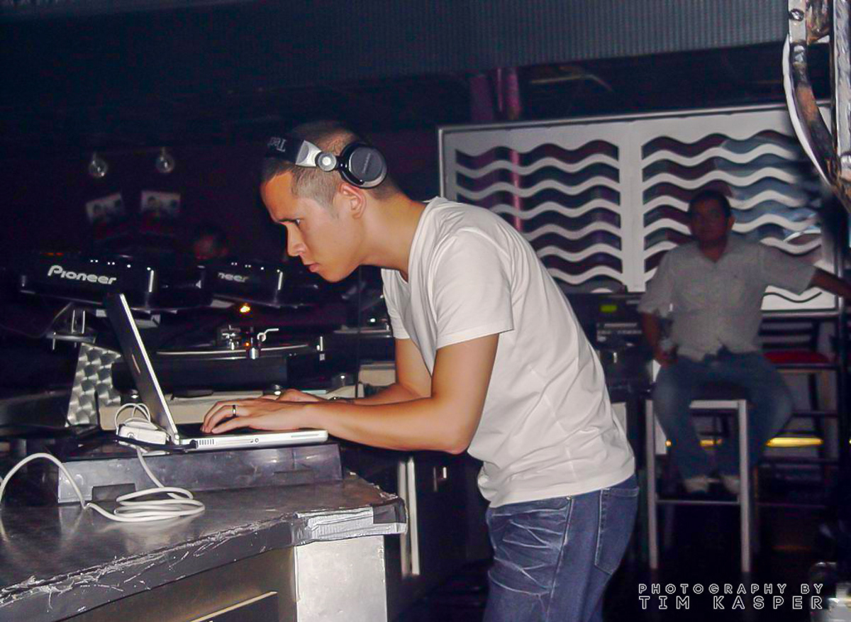 OLIVER HO