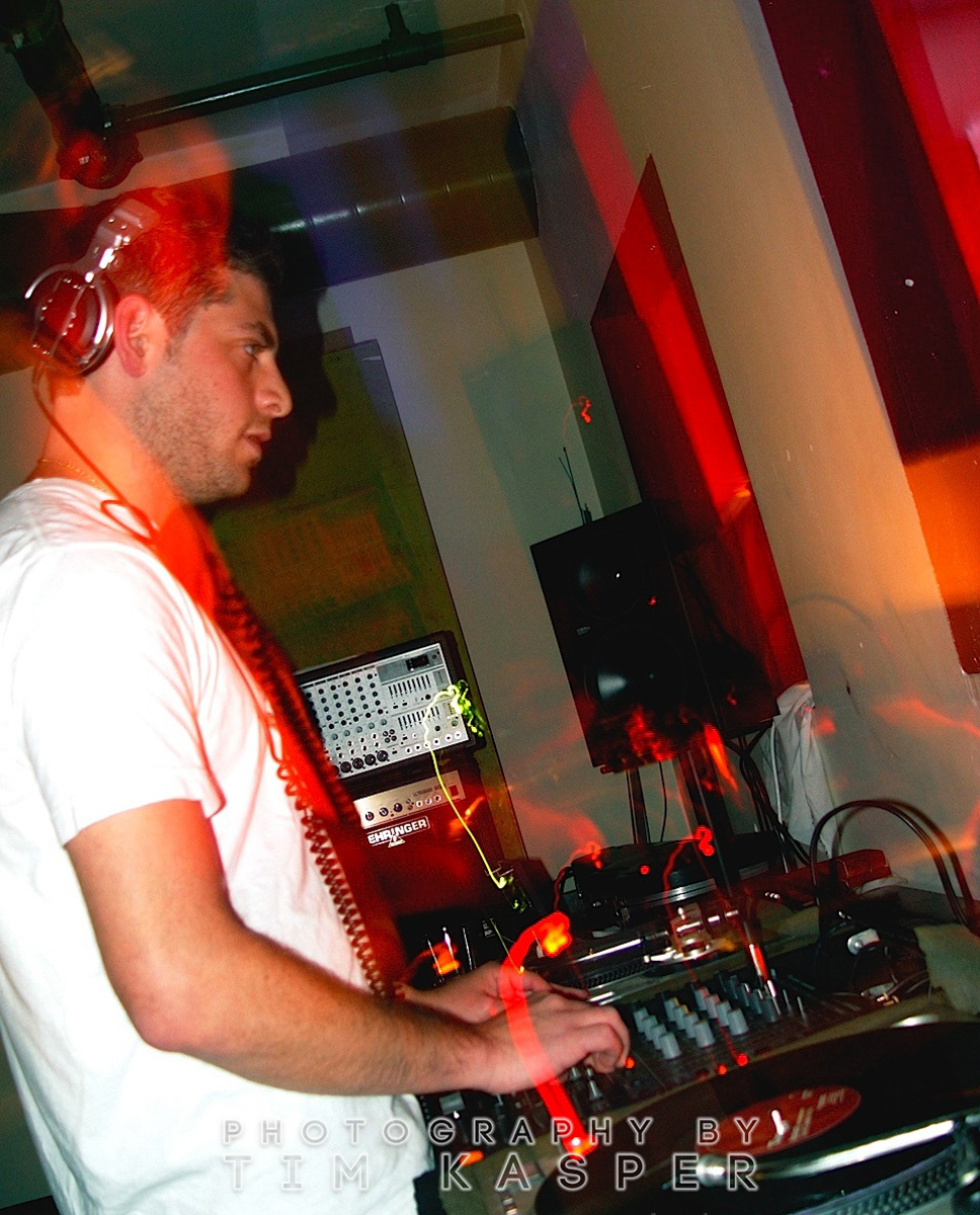 DJ MILL