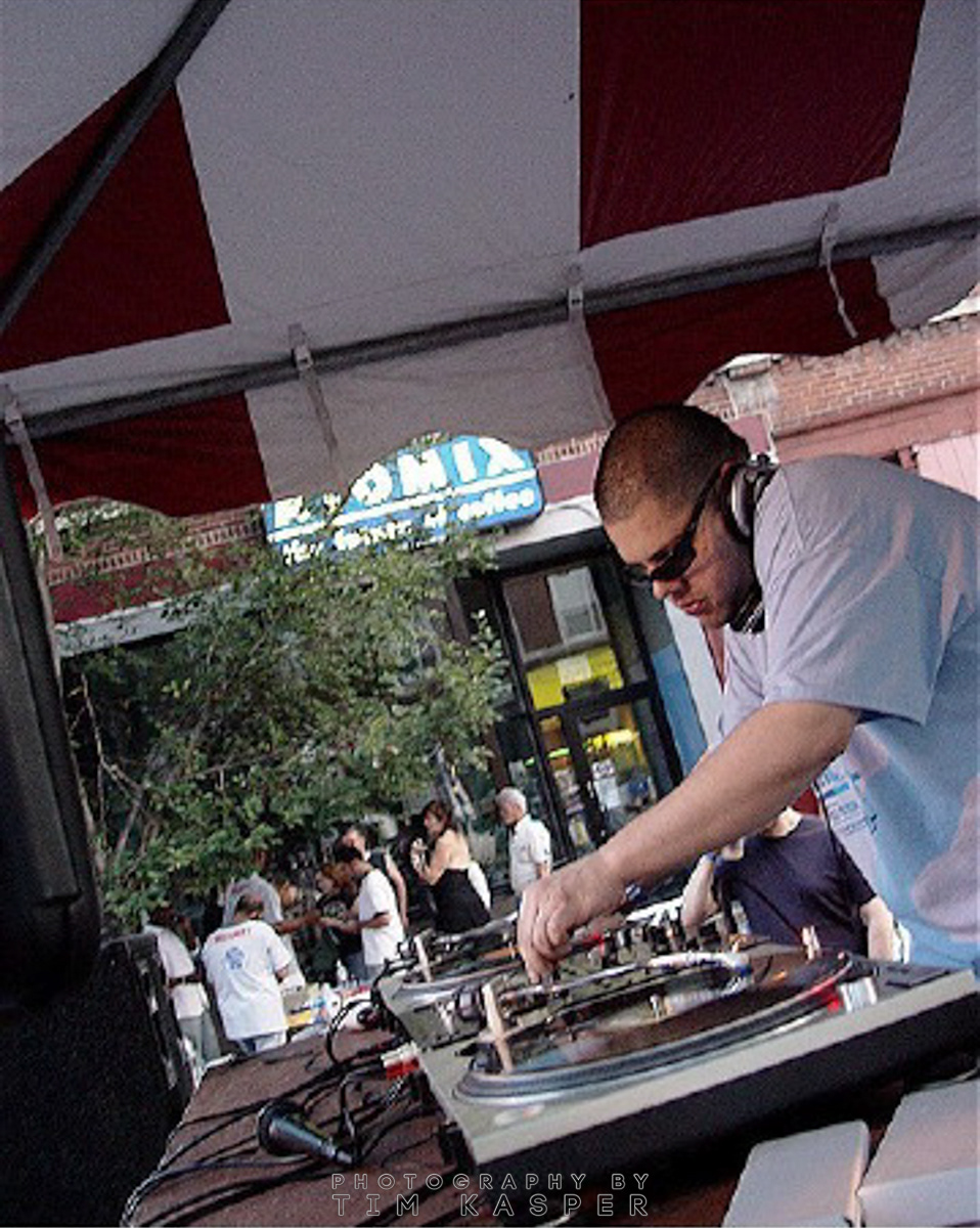 FRANKIE VEGA