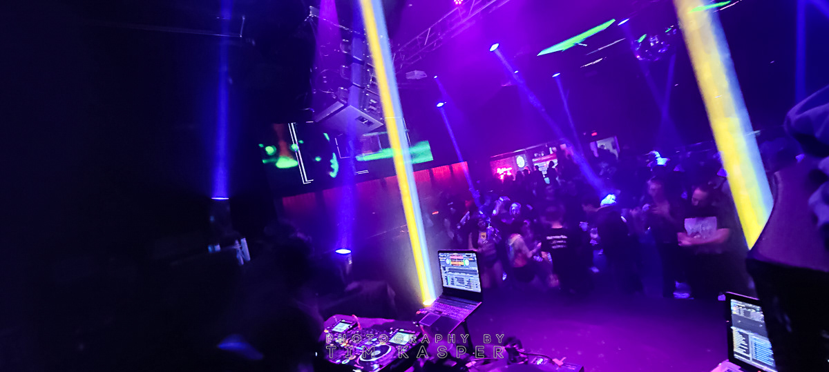 D1RT M@LL & IMAGINARY FRIEND