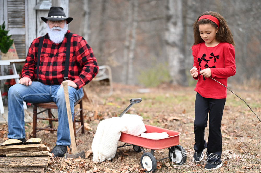 SENIOR PORTRAIT SESSION PHOTOGRAPHED BY LISA BROWN