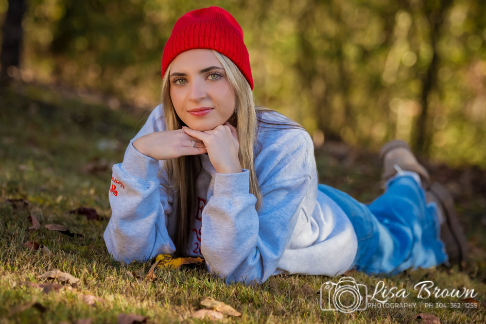 SENIOR PORTRAIT SESSION PHOTOGRAPHED BY LISA BROWN